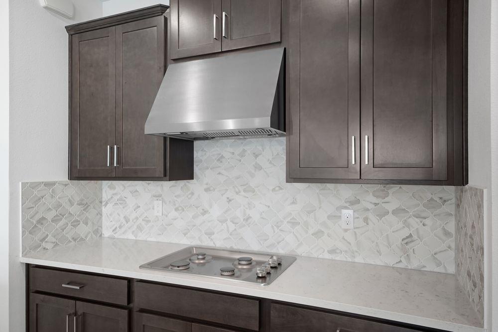 532 SE Ranch Oak Circle ~ Ready Now