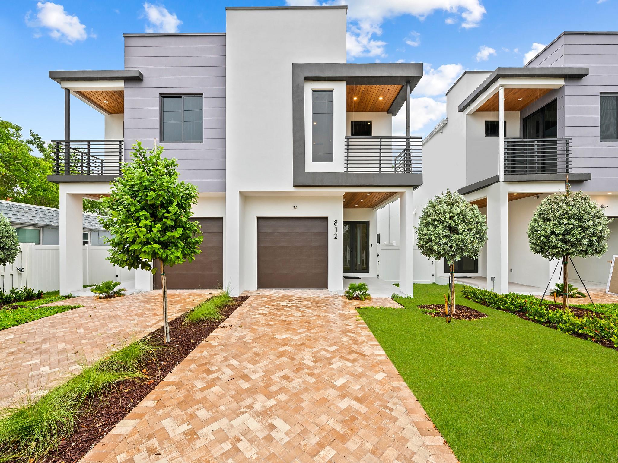 Photo for 808 SE 12th Street 808, Fort Lauderdale, FL 33316 - listing #FX-10540157 DISCLAIMER: All renderings, site plans, simulated views, floor plans, graphic images, drawings and all other information depicted are illustrative, and are provided to assist in visualizing the units and the Project and may not be accurately depicted and may be changed at any time.