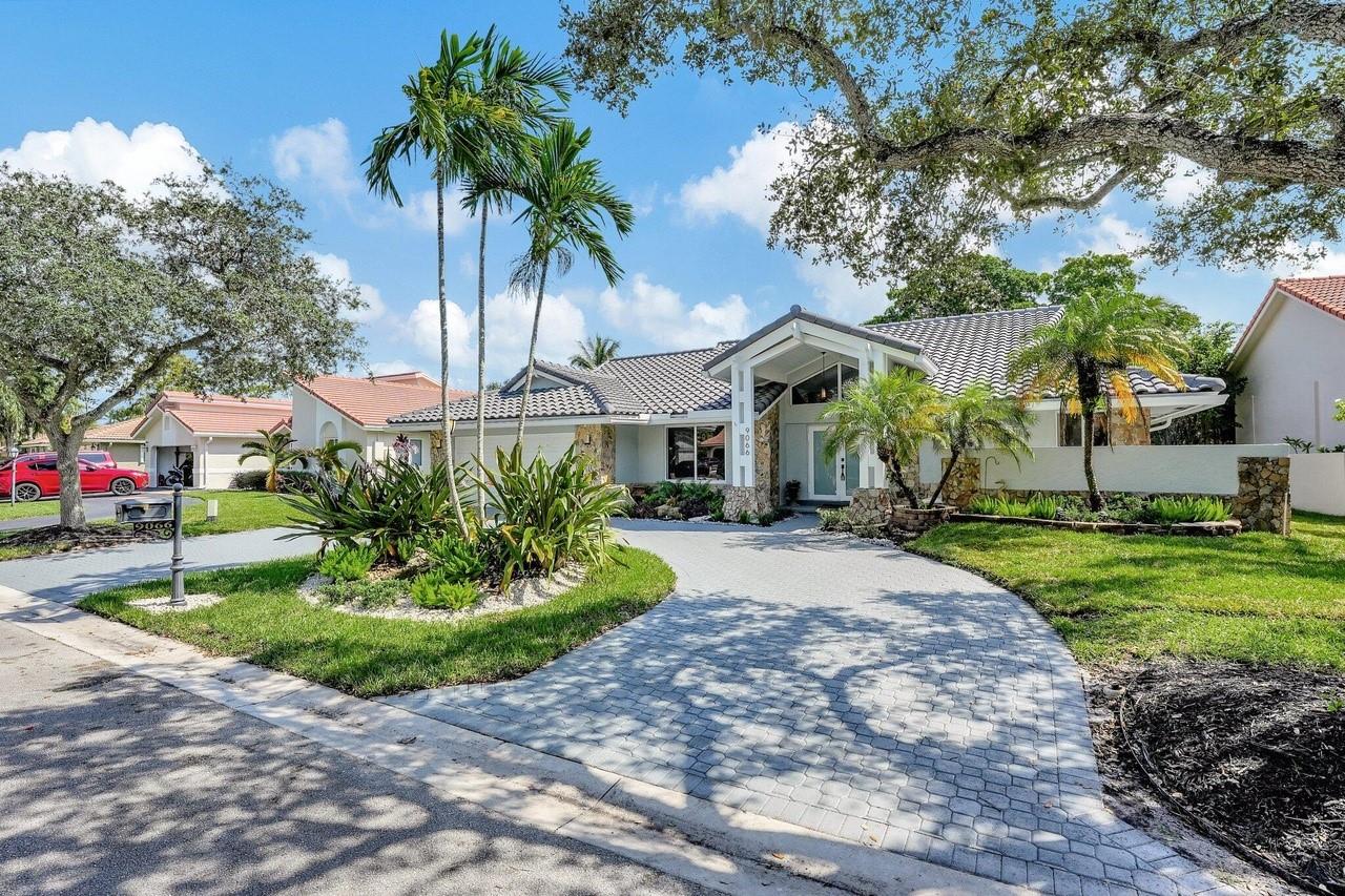9066 NW 52nd Court, Coral Springs, FL 33067
