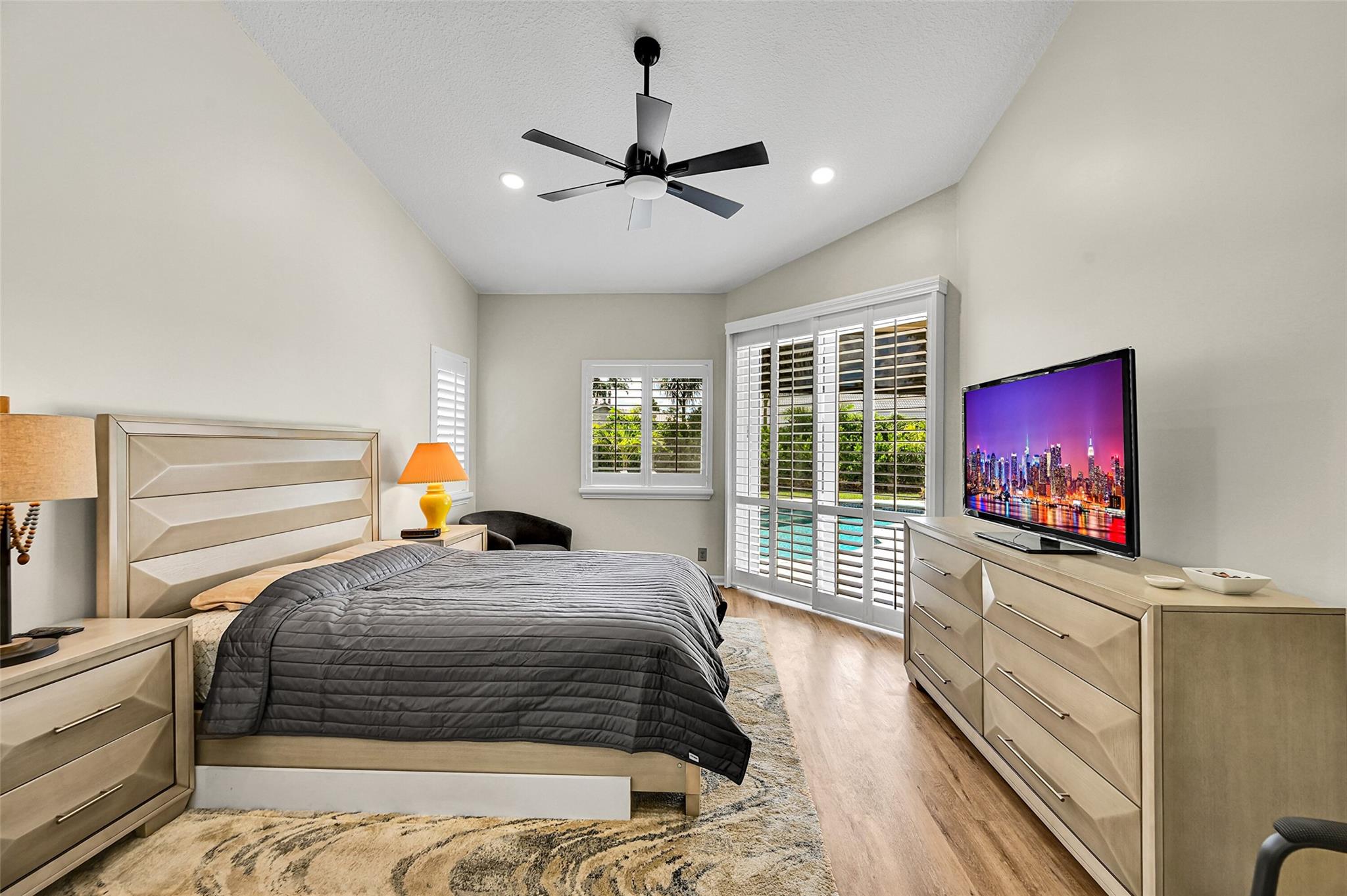 4910 NW 104th Avenue, Coral Springs, FL 33076