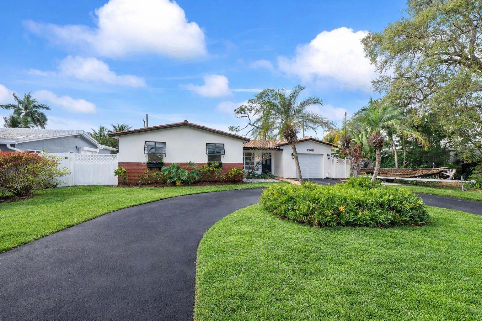 ***Disclaimer: note that the grass and some areas have been virtually enhanced for visual purposes.