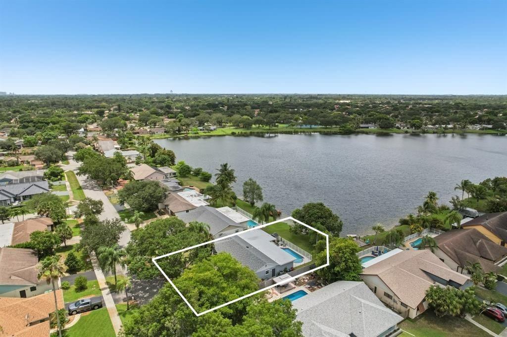 Photo for 11756 SW 53rd Place, Cooper City, FL 33330 - listing #FX-10528667 11756 SW 53rd Place, Cooper City, FL 33330