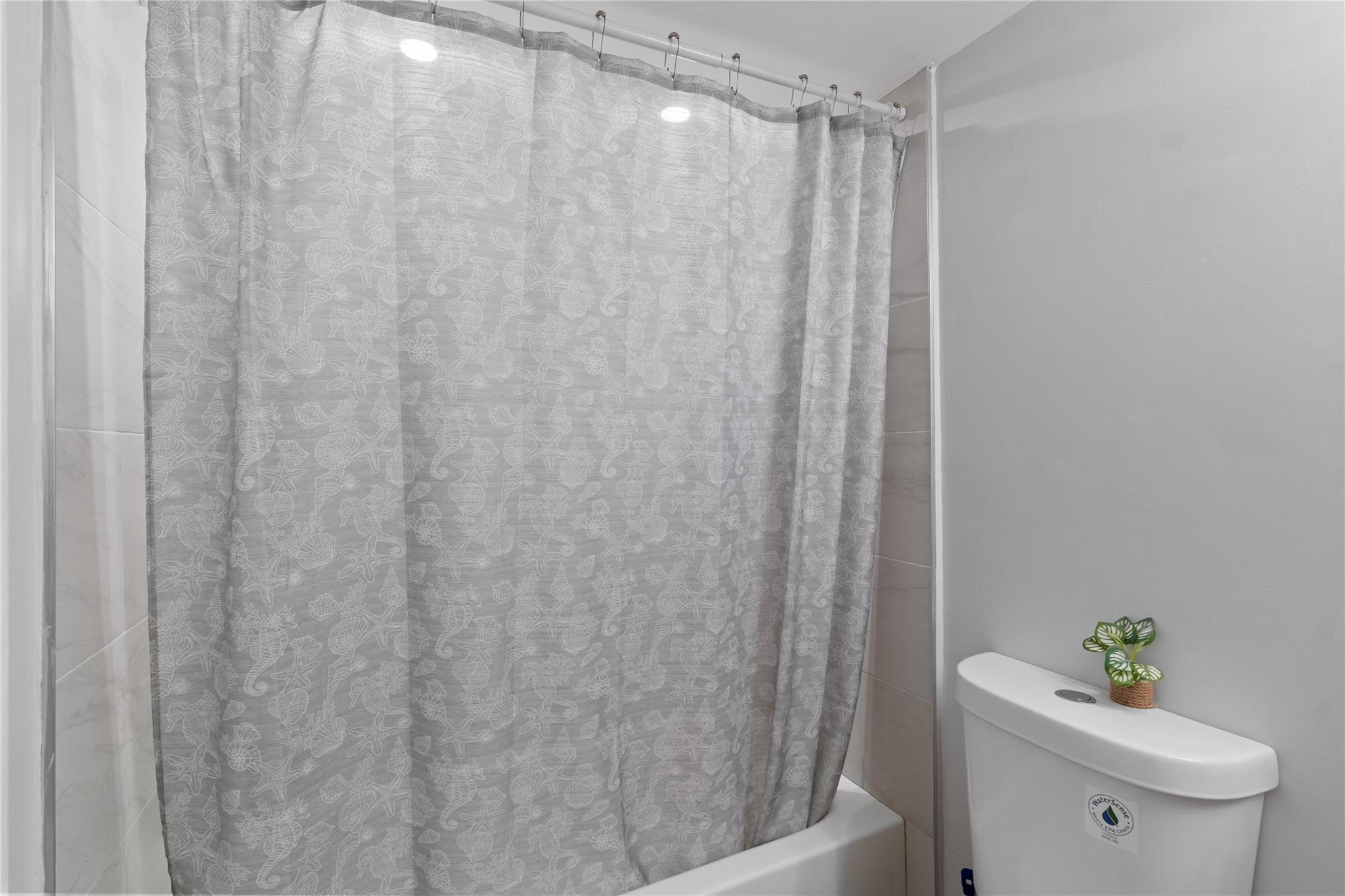 1335 NW 94th Way 1335, Coral Springs, FL 33071