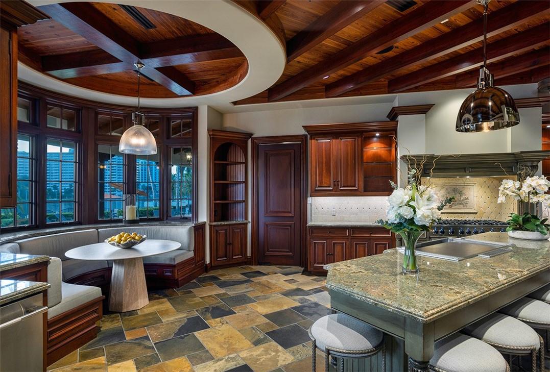 2900 NE 37th Street, Fort Lauderdale, FL 33308