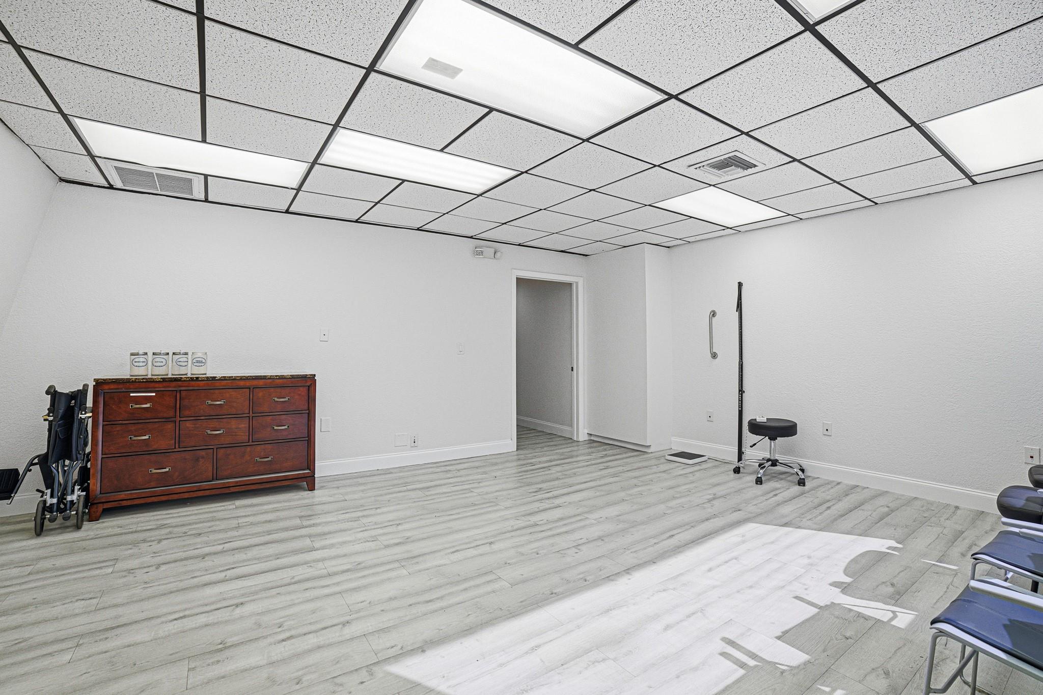 2929 N University Drive, Coral Springs, FL 33065