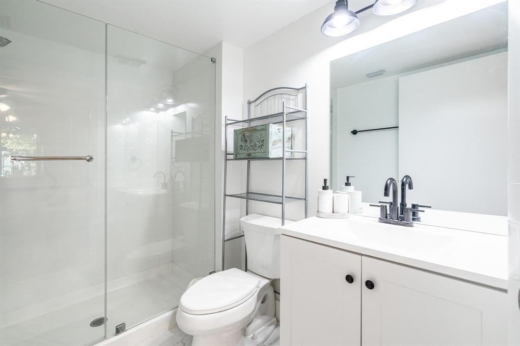 8851 S Wiles Road 305, Coral Springs, FL 33067