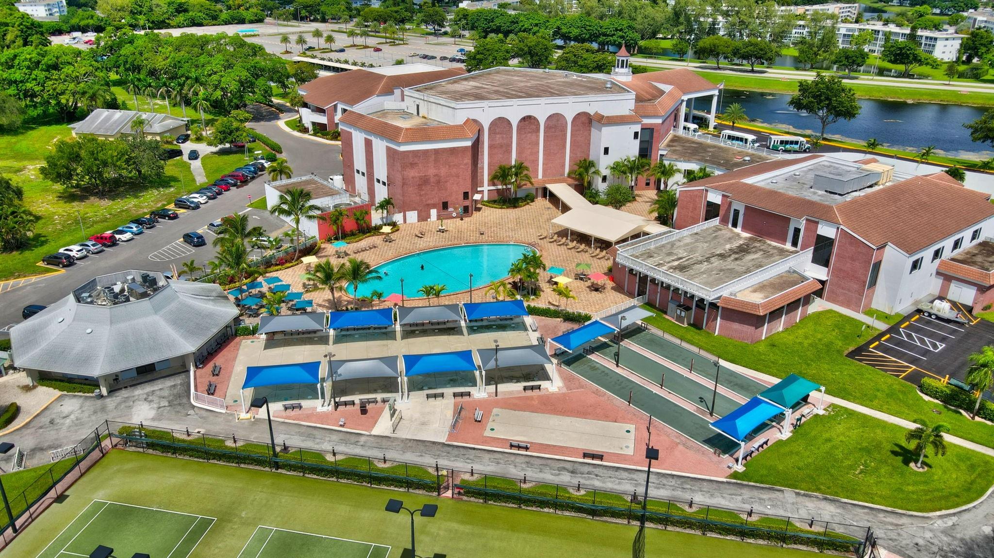 Photo for 327 Farnham P, 327, Deerfield Beach, FL 33442 - Listing #FX-10506185 327 Farnham P, 327, Deerfield Beach, FL 33442