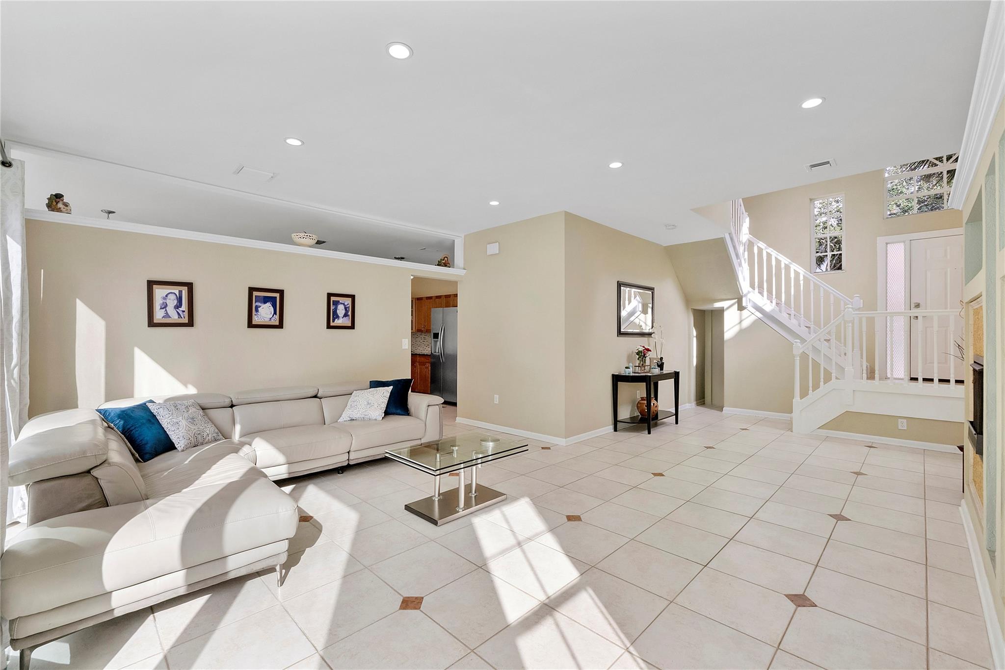 659 NW 88th Drive, Coral Springs, FL 33071