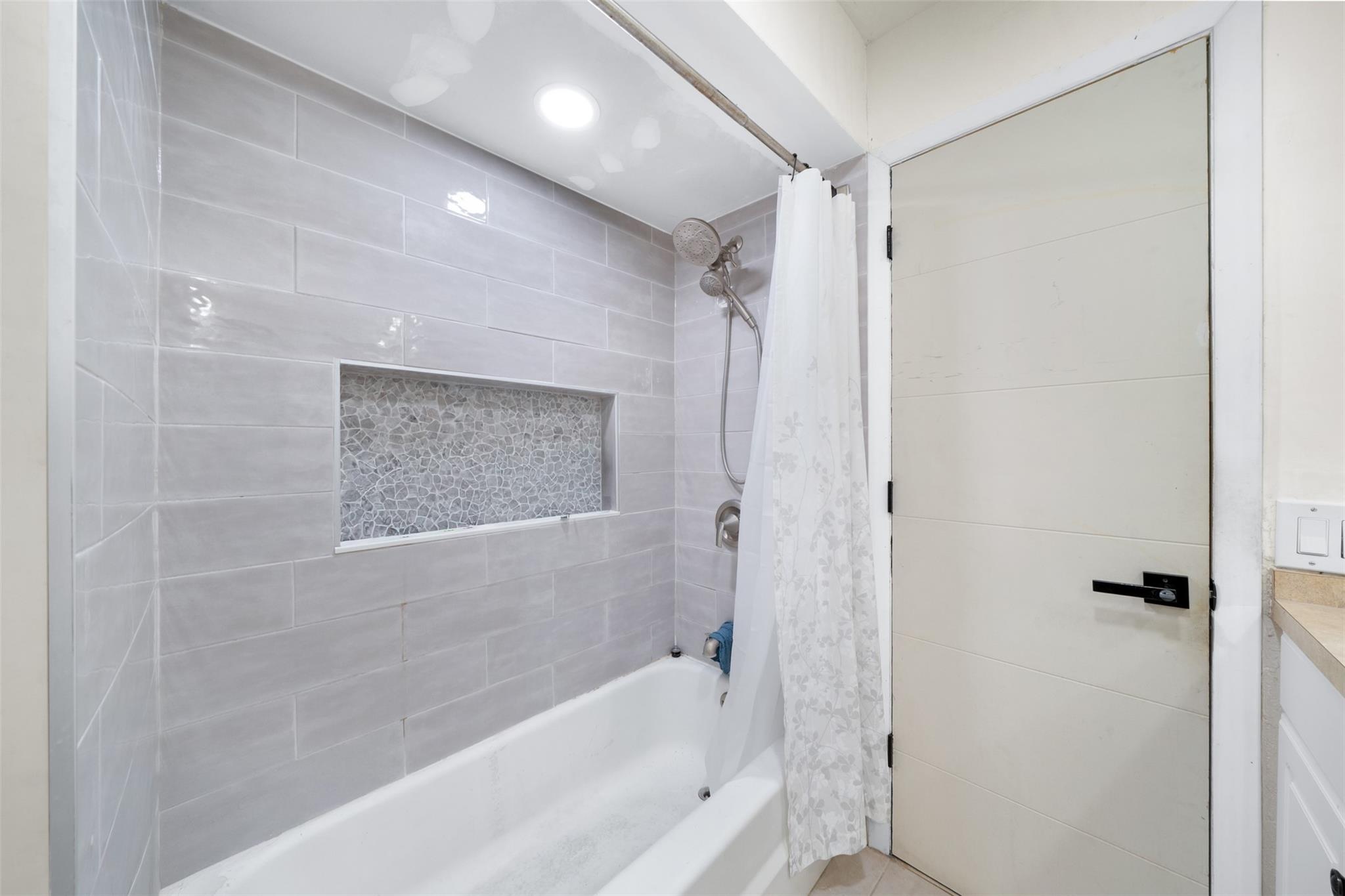 4221 NW 107th Avenue, Coral Springs, FL 33065