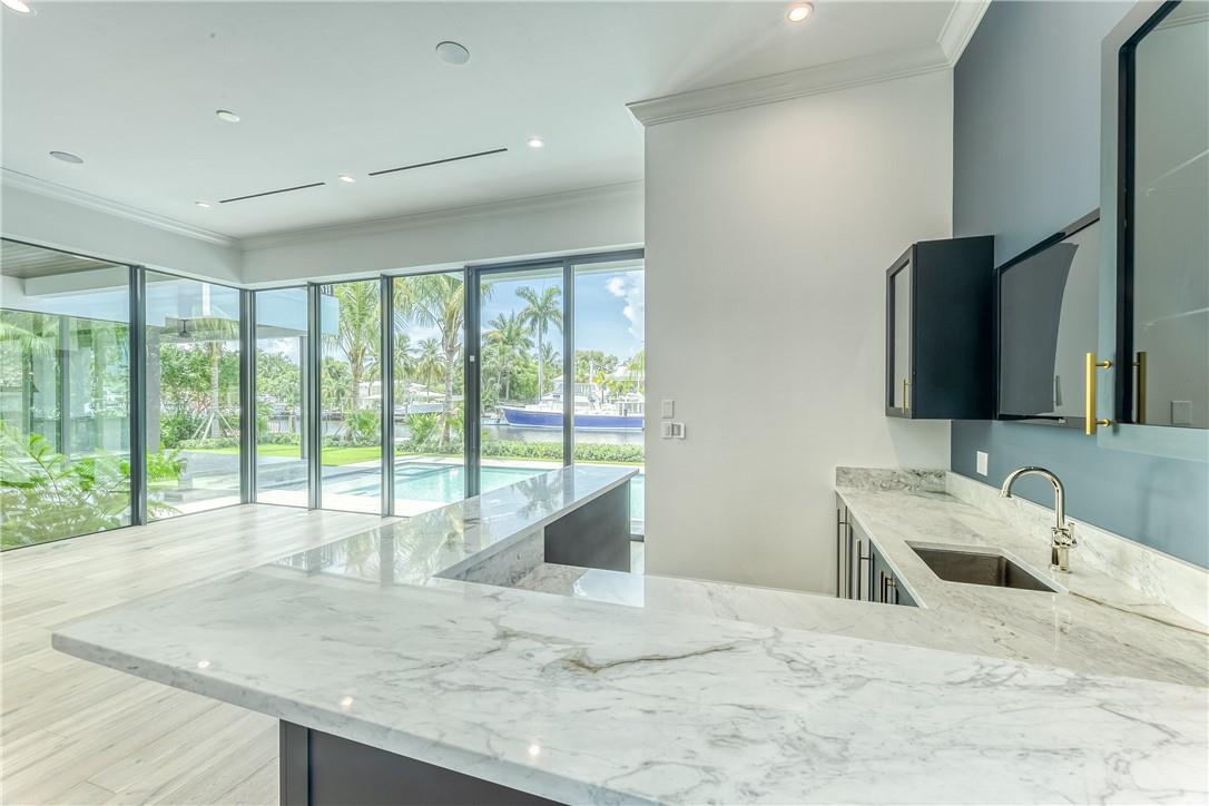 1725 SE 8th Street, Fort Lauderdale, FL 33316