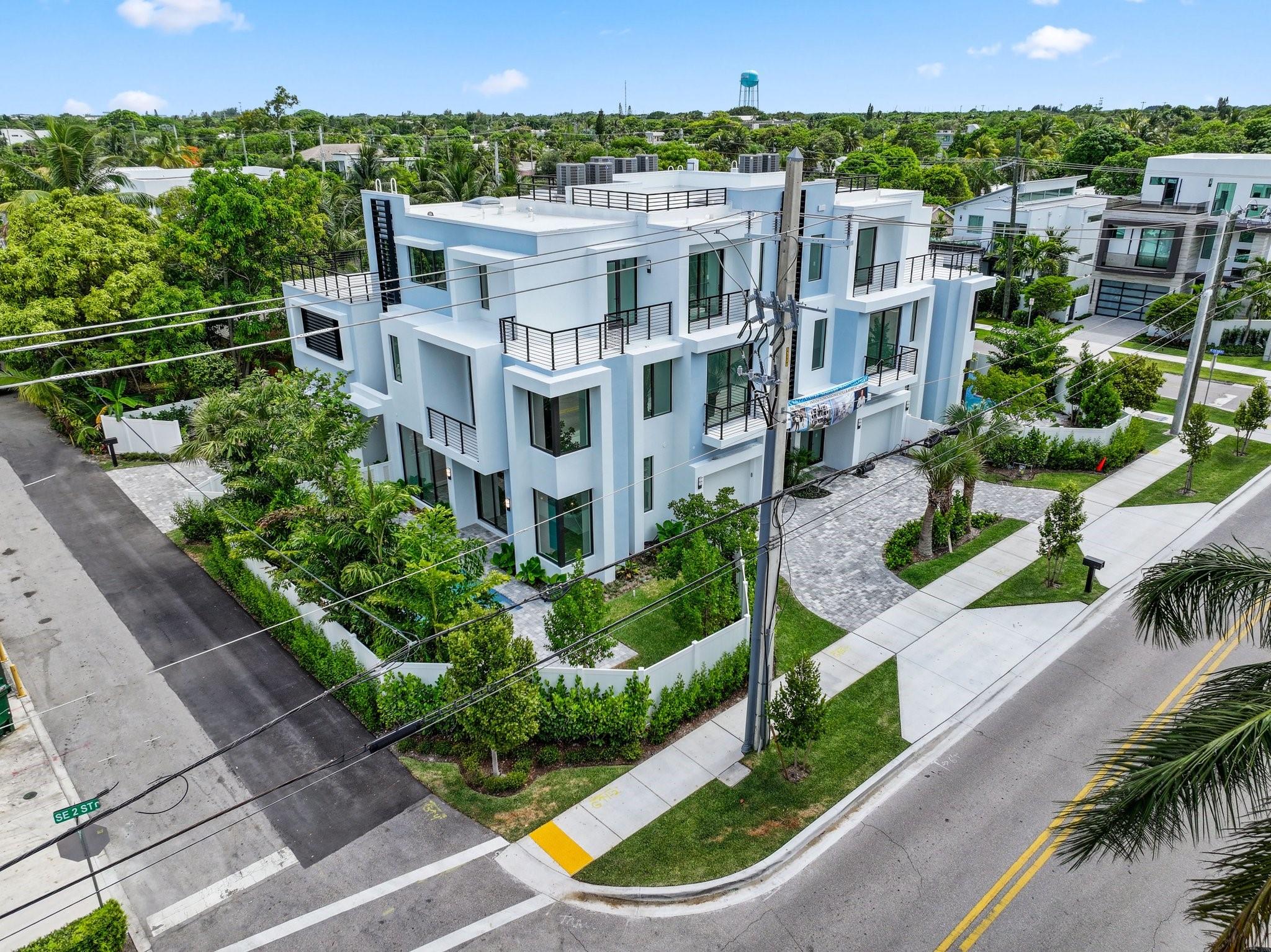 Photo for 204 Osceola Park Lane, Delray Beach, FL 33483 - Listing #FX-10504715 204 Osceola Park Lane, Delray Beach, FL 33483