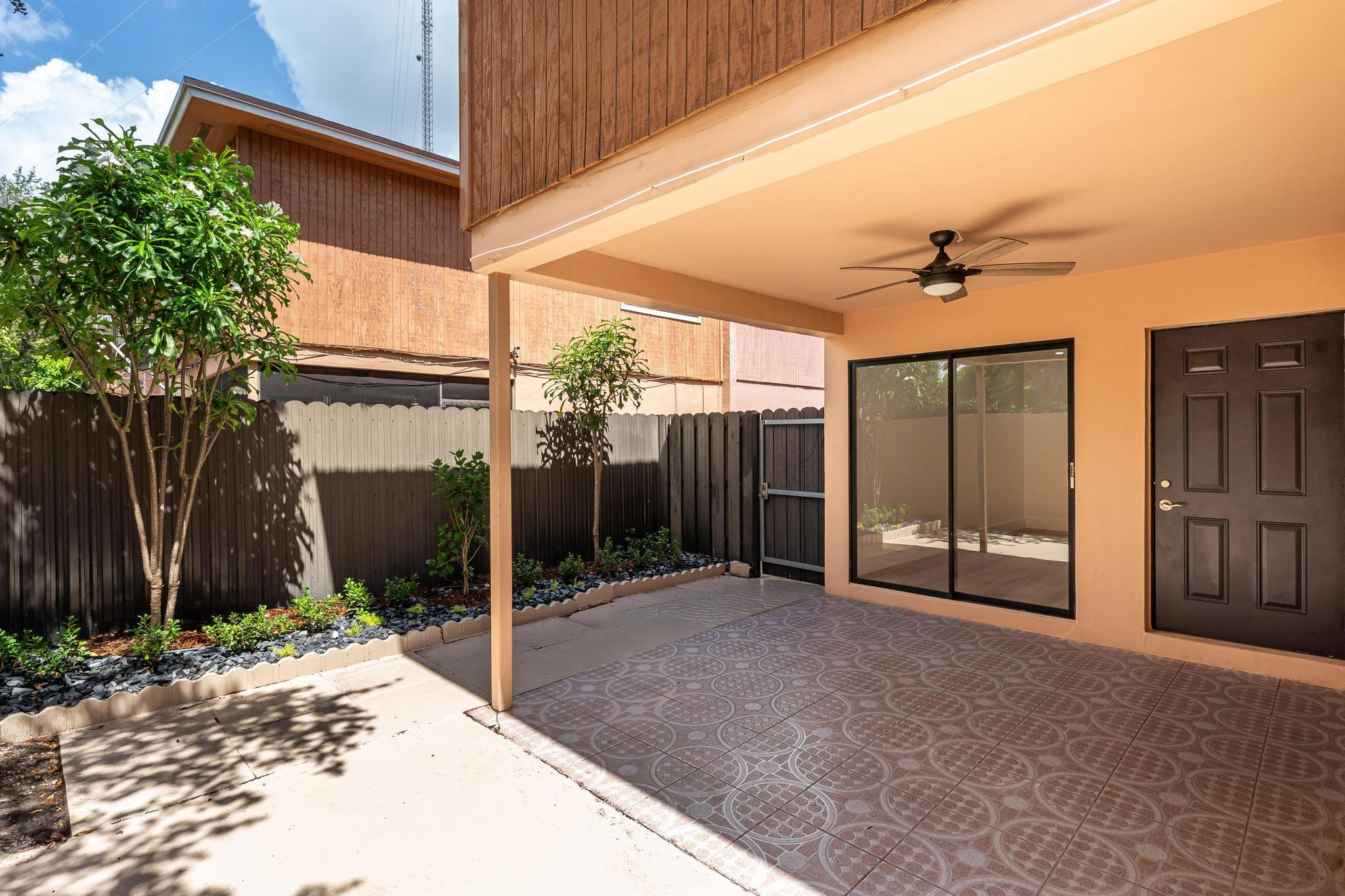 Photo for 3463 SW 52nd Avenue, 3463, Hollywood, FL 33023 - listing #FX-10536688 3463 SW 52nd Avenue, 3463, Hollywood, FL 33023