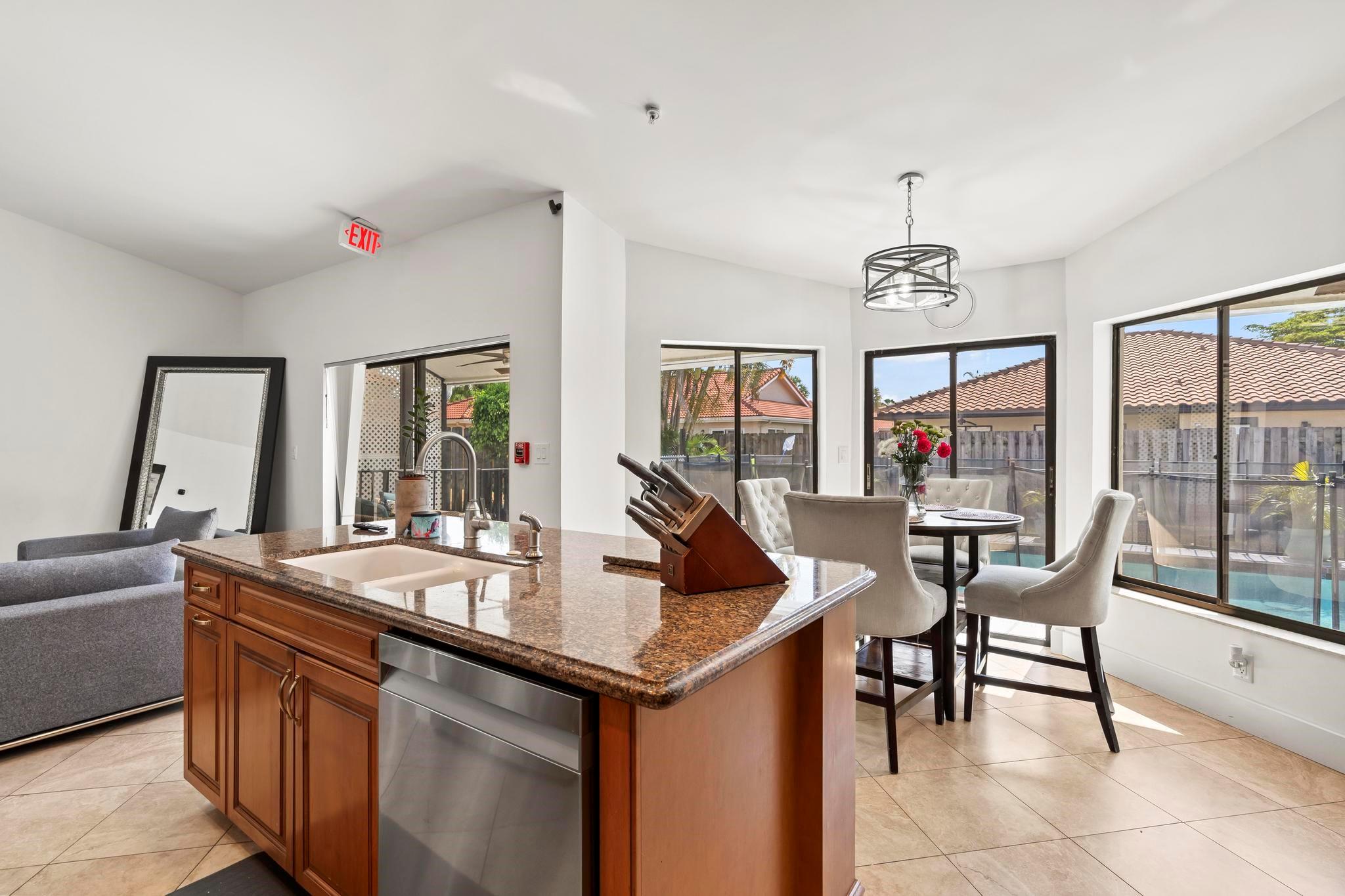 4664 NW 58th Terrace, Coral Springs, FL 33067