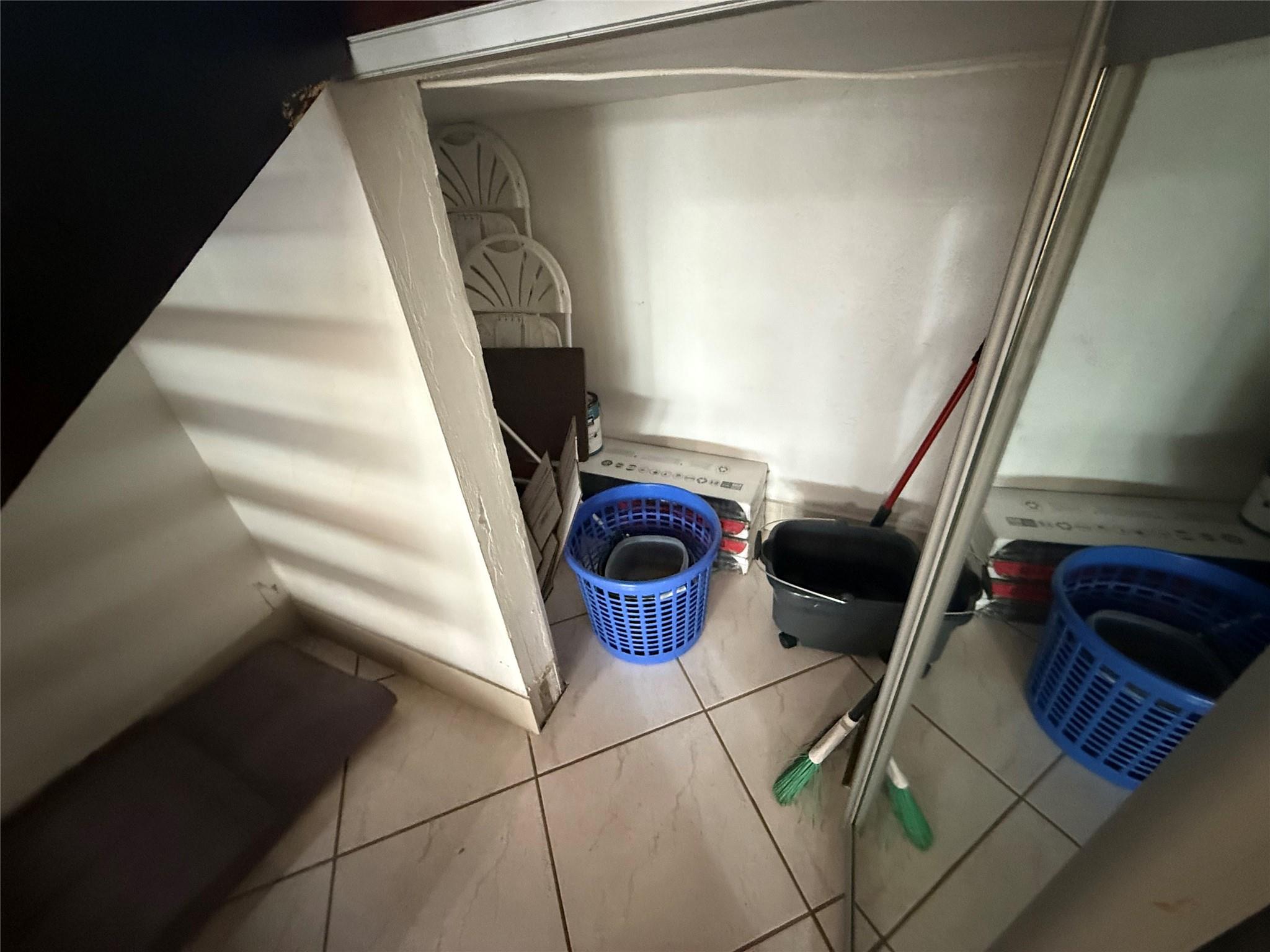 19428 NE 26th Avenue 103, Miami, FL 33180