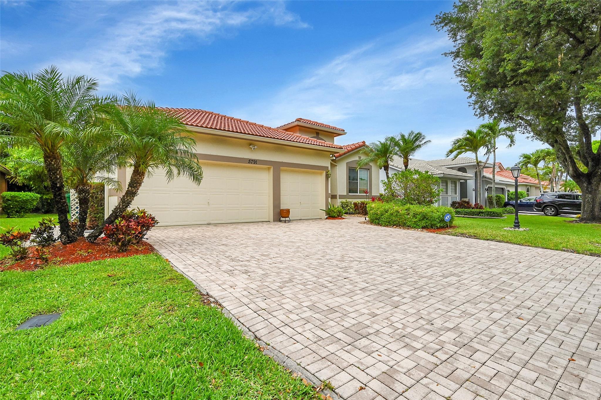 5791 NW 48th Drive, Coral Springs, FL 33067