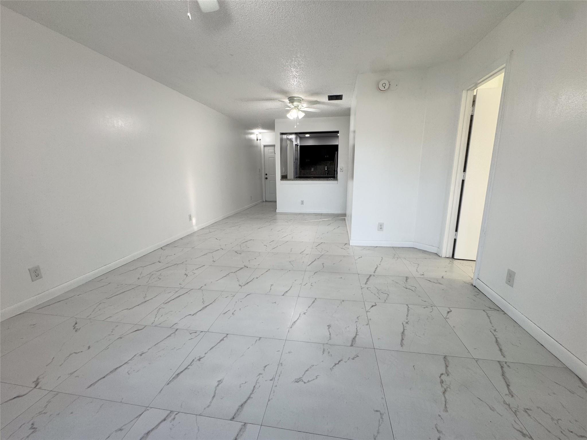 10687 Royal Palm Boulevard, Coral Springs, FL 33065