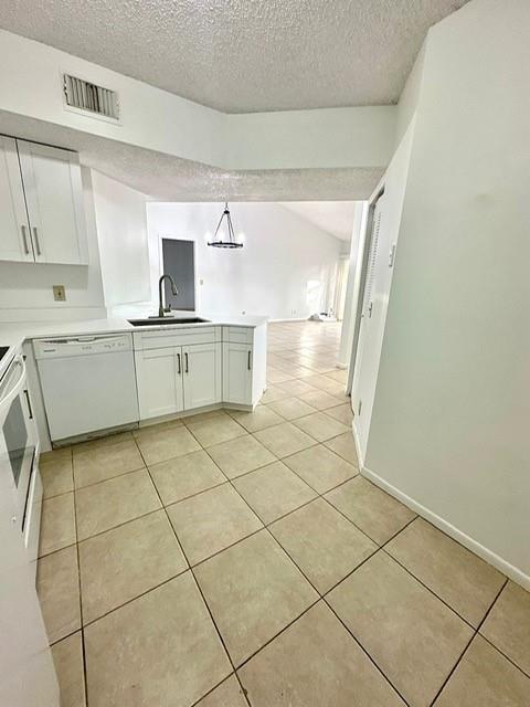 9033 Wiles Road 304, Coral Springs, FL 33067