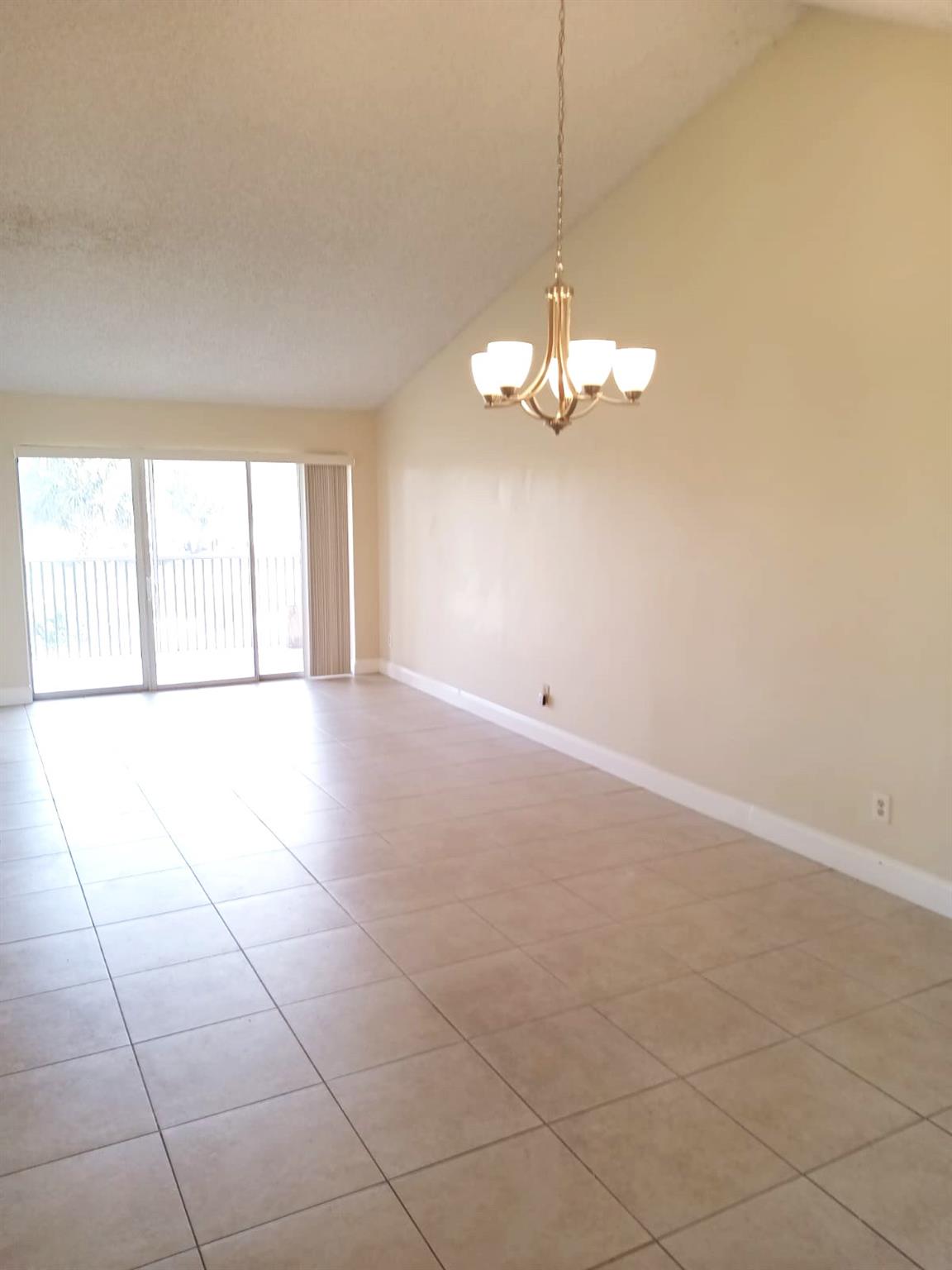 1055 Coral Club Drive 1055, Coral Springs, FL 33071