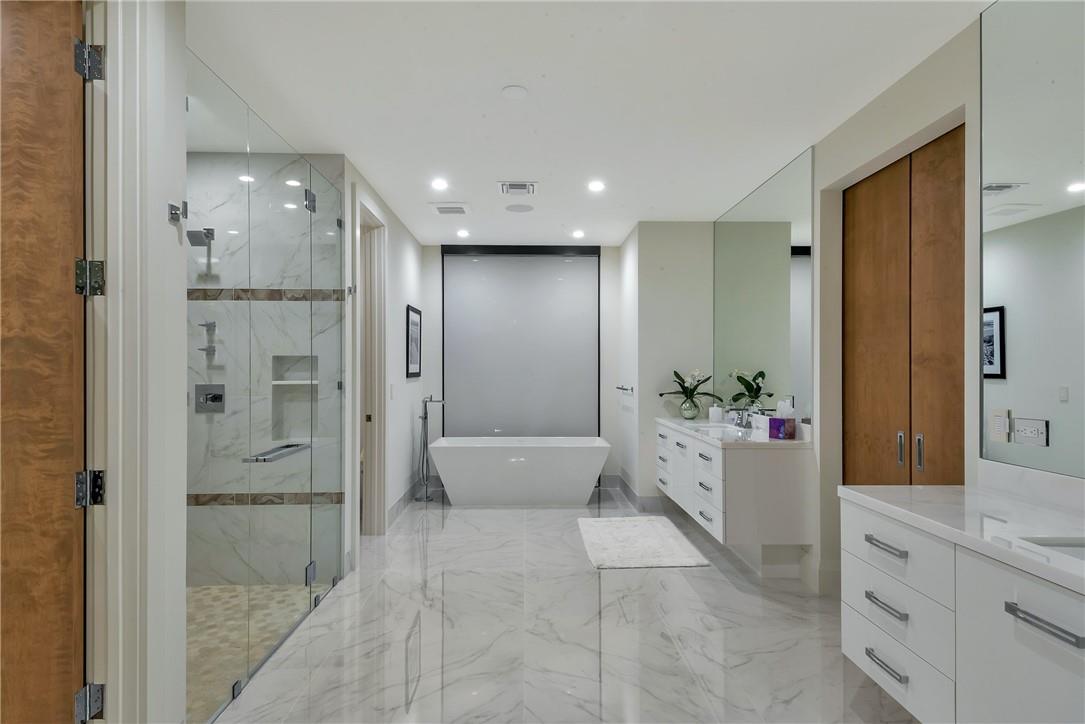 2 Fiesta Way, Fort Lauderdale, FL 33301