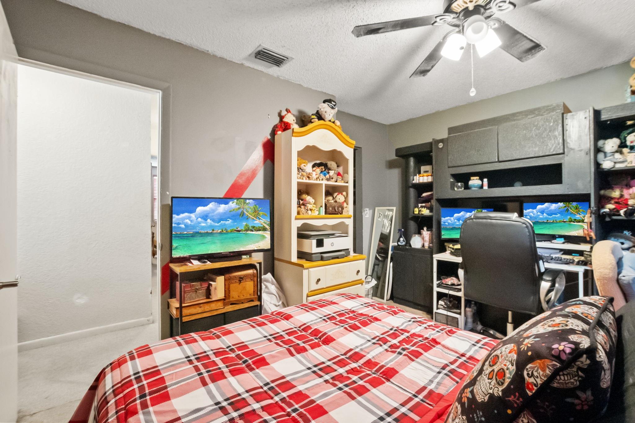 11772 NW 1st Street, Coral Springs, FL 33071