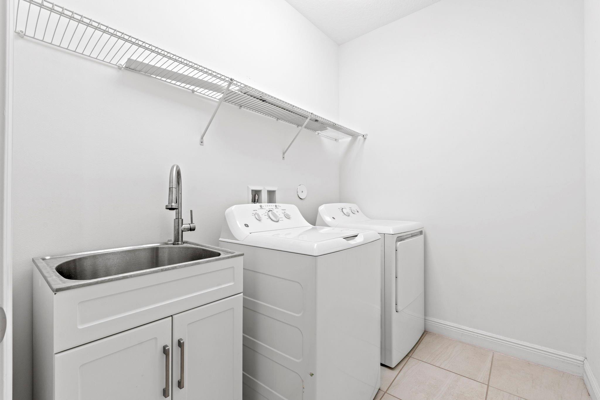 8870 NW 37th Drive, Coral Springs, FL 33065