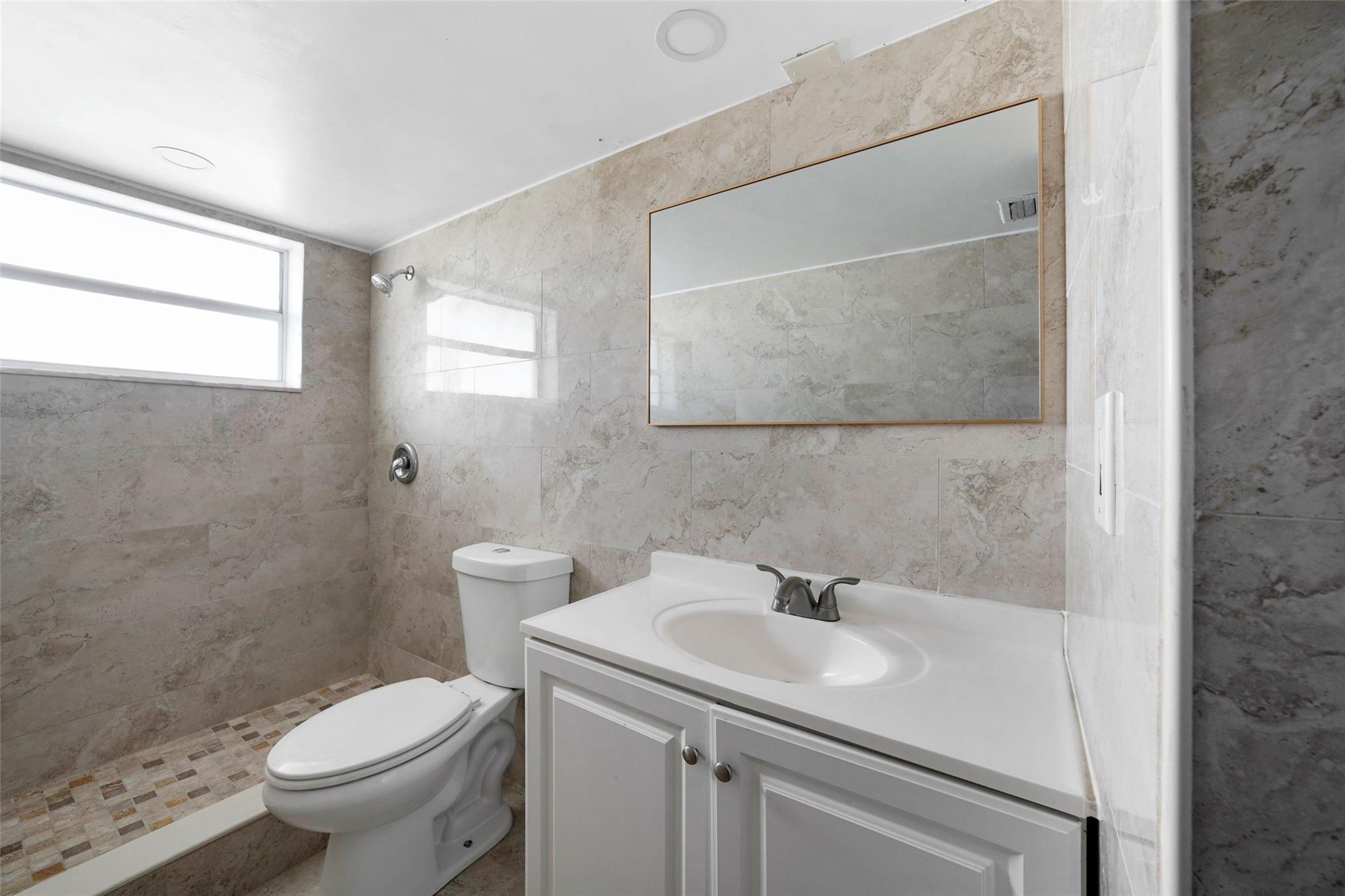 Photo for 1750 NE 191st Street, 519, Miami, FL 33179 - Listing #FX-10506230 1750 NE 191st Street, 519, Miami, FL 33179