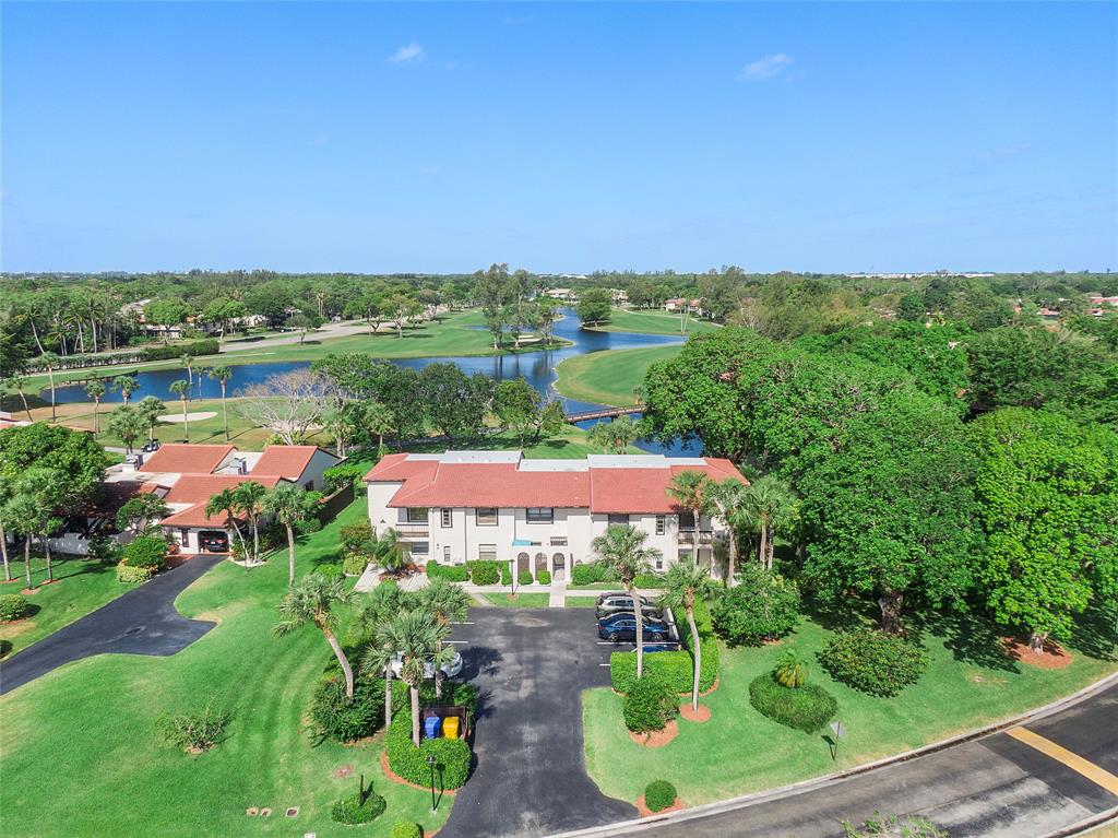 Photo for 8210 E Casa Del Lago, E, Boca Raton, FL 33433 - Listing #FX-10435946 8210 E Casa Del Lago, E, Boca Raton, FL 33433