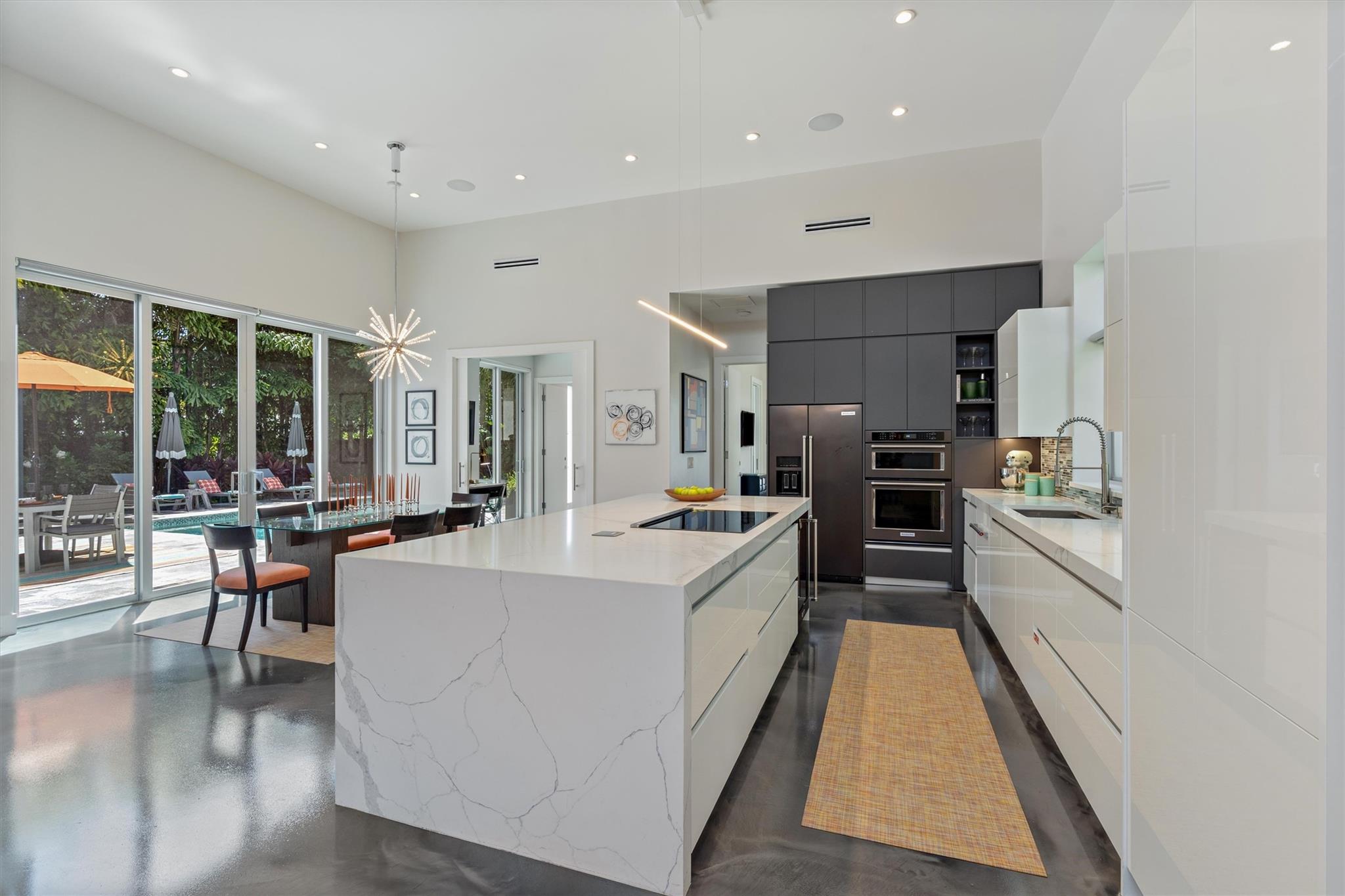 Photo for 2626 NE 5th Terrace, Wilton Manors, FL 33334 - Listing #FX-10493331 2626 NE 5th Terrace, Wilton Manors, FL 33334