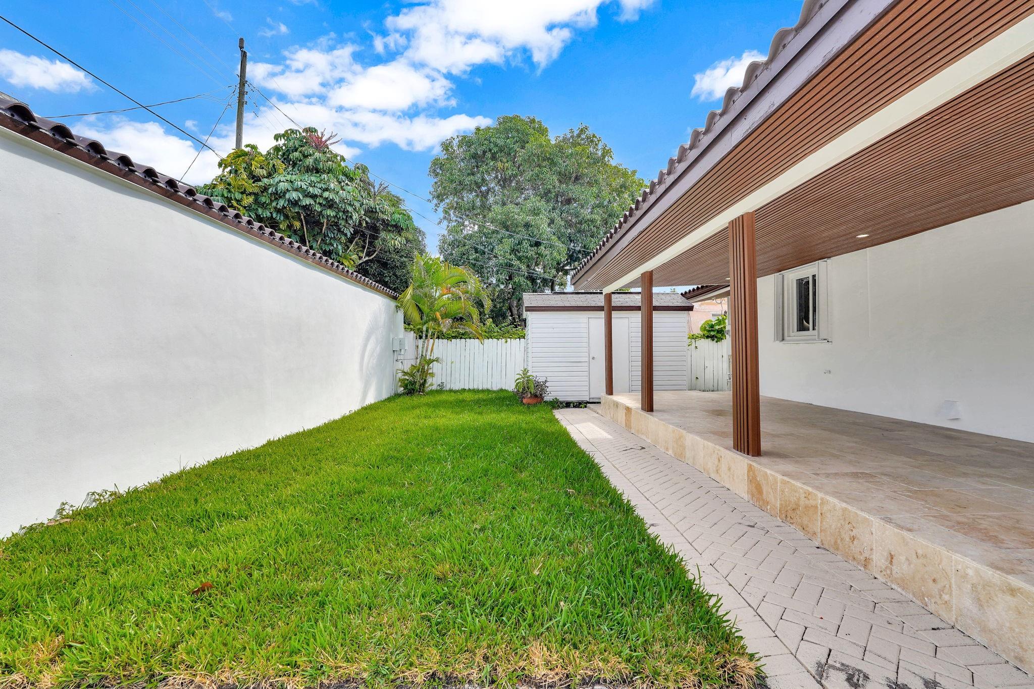 2291 SW 17th Street, Miami, FL 33145