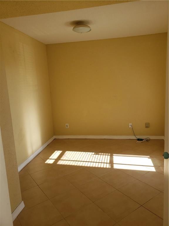 833 Riverside Drive 824, Coral Springs, FL 33071