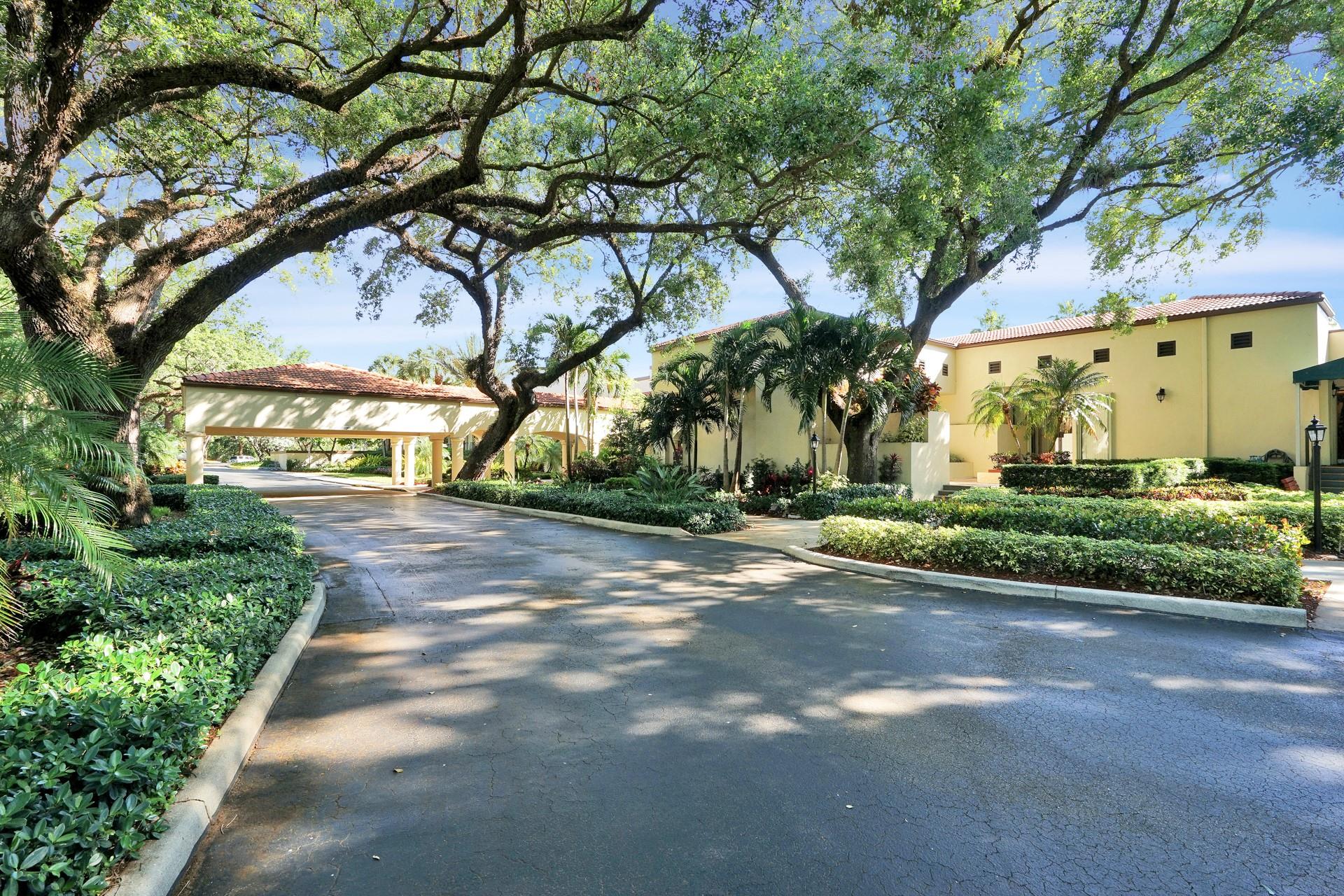 Photo for 9230 Lagoon Place, 406, Davie, FL 33324 - Listing #FX-10527214 9230 Lagoon Place, 406, Davie, FL 33324