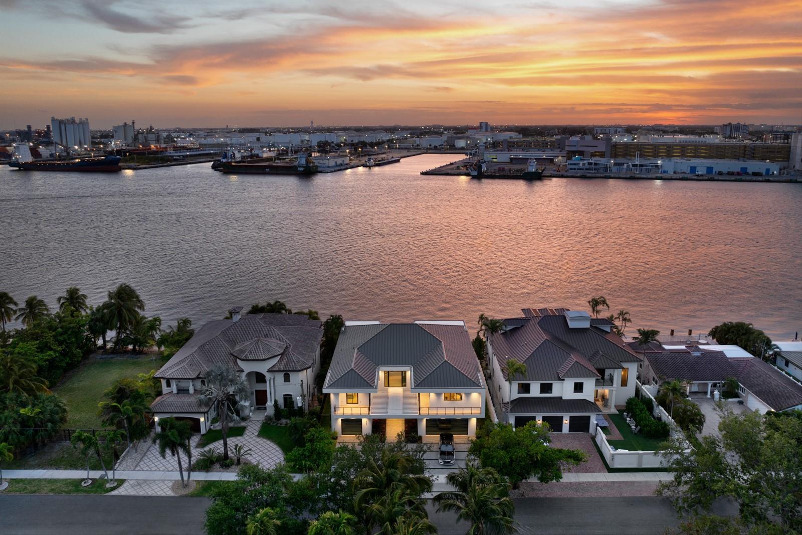 1957 Harbourview Drive, Fort Lauderdale, FL 33316