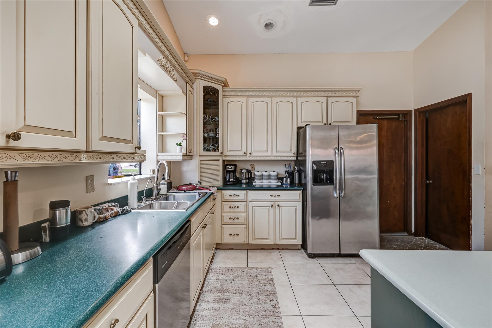 1962 NW 110th Lane, Coral Springs, FL 33071