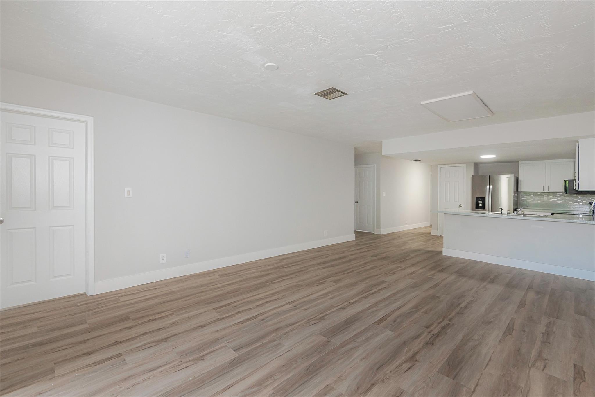 9062 NW 23rd Street W, Coral Springs, FL 33065