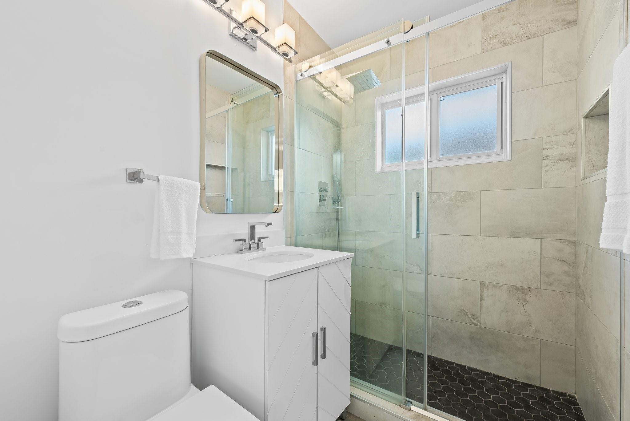 Photo for 843 NE 17th Avenue, Fort Lauderdale, FL 33304 - Listing #FX-10506370 843 NE 17th Avenue, Fort Lauderdale, FL 33304