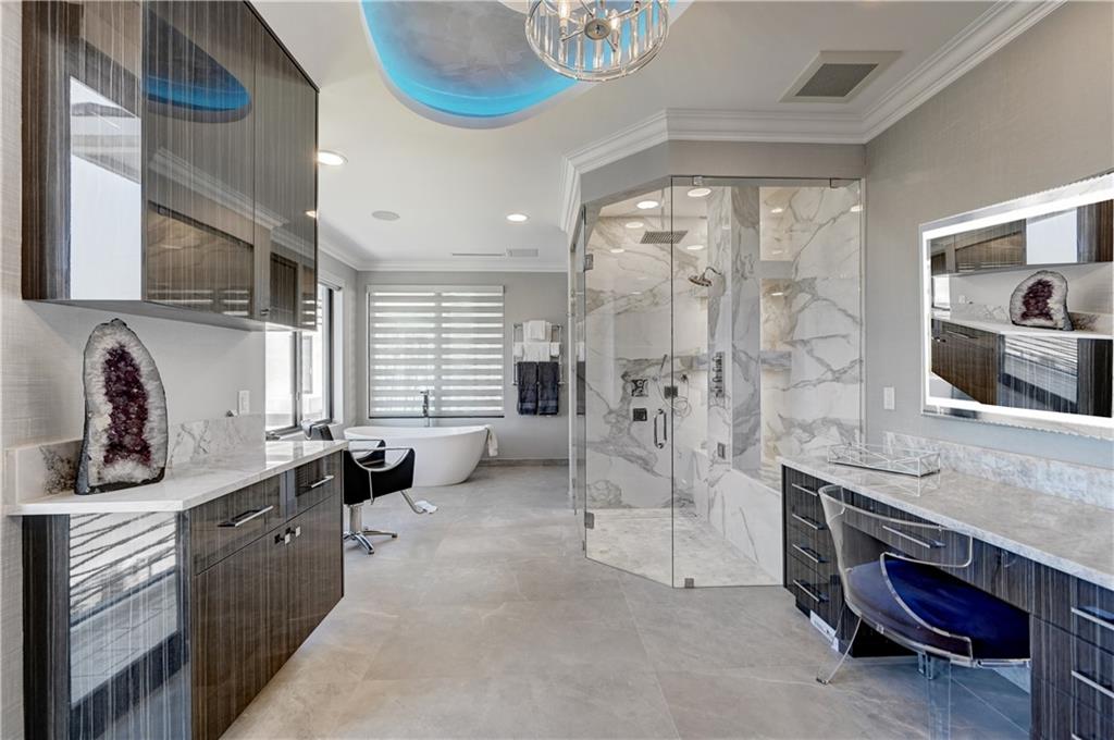 2900 NE 8 Avenue, Boca Raton, FL 33431