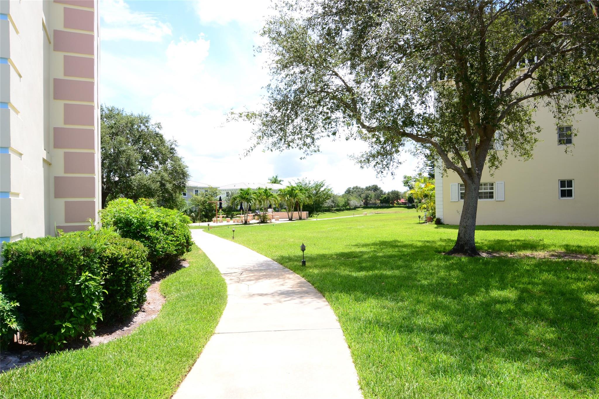 3575 Broken Woods Drive 502, Coral Springs, FL 33065