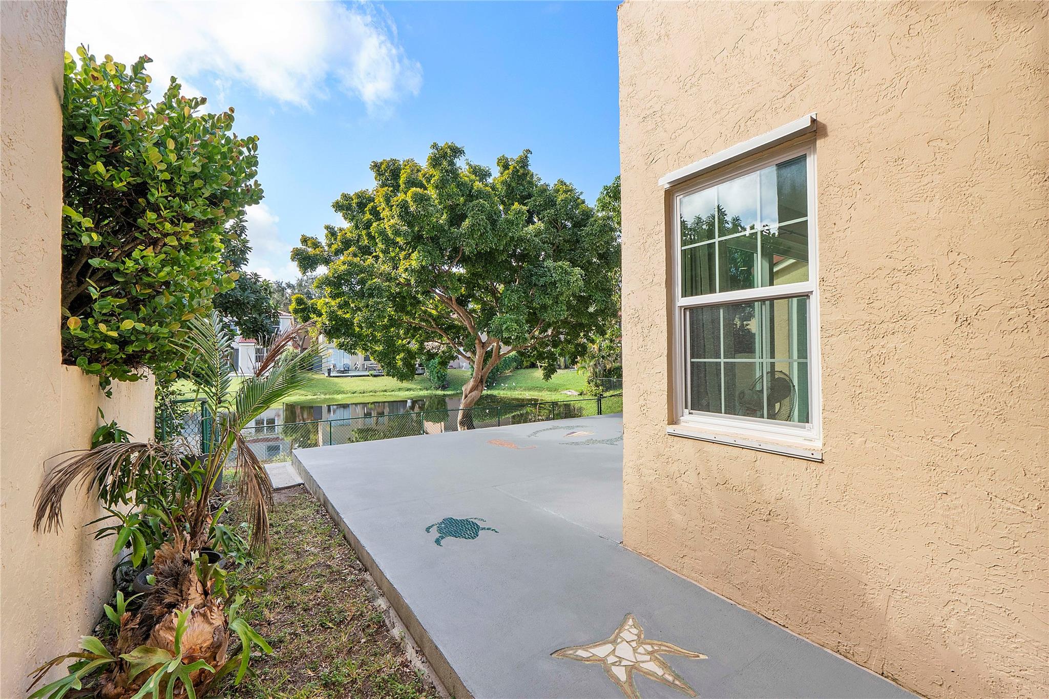 659 NW 88th Drive, Coral Springs, FL 33071