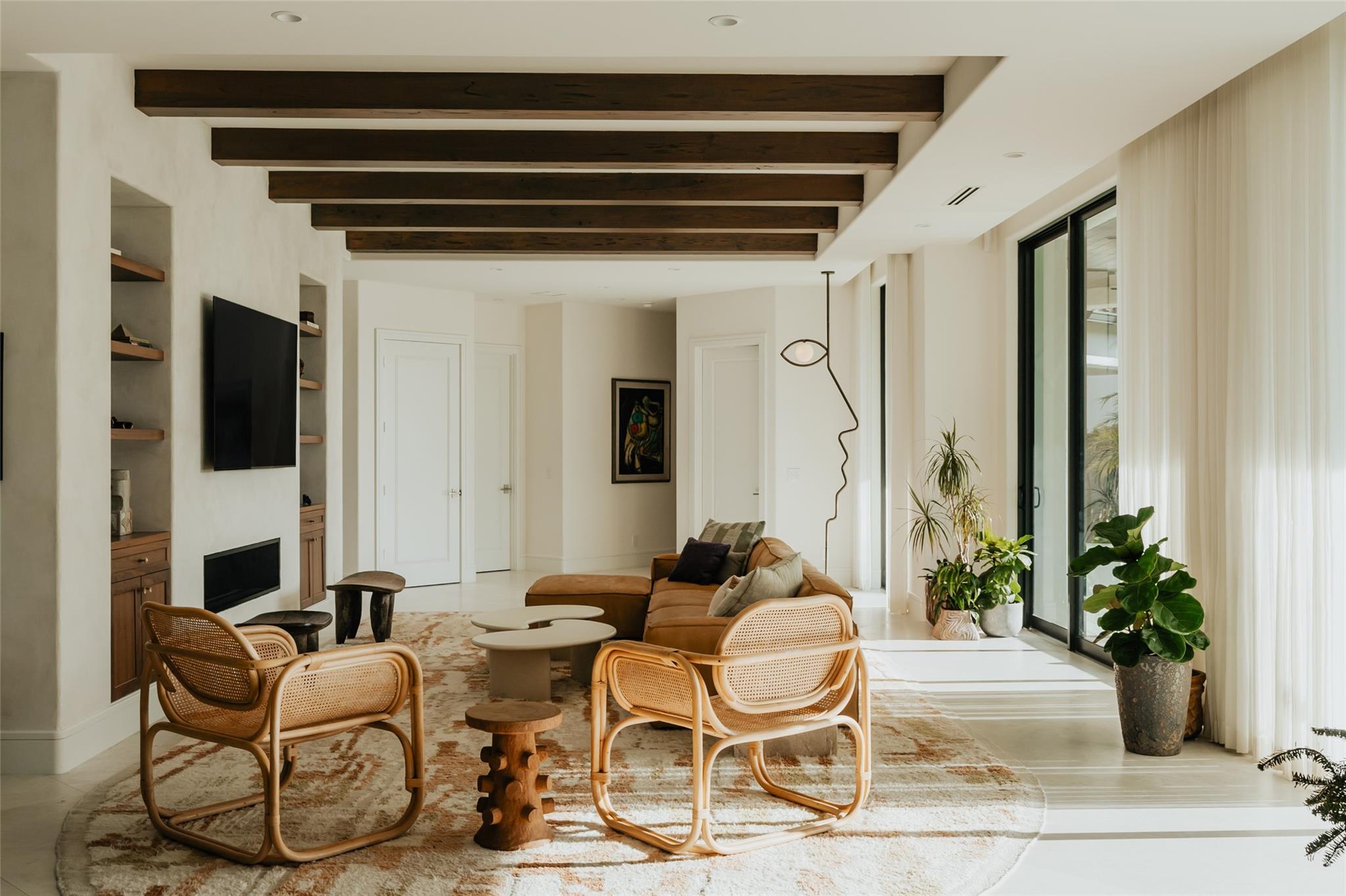 2300 NE 34th Court, Lighthouse Point, FL 33064