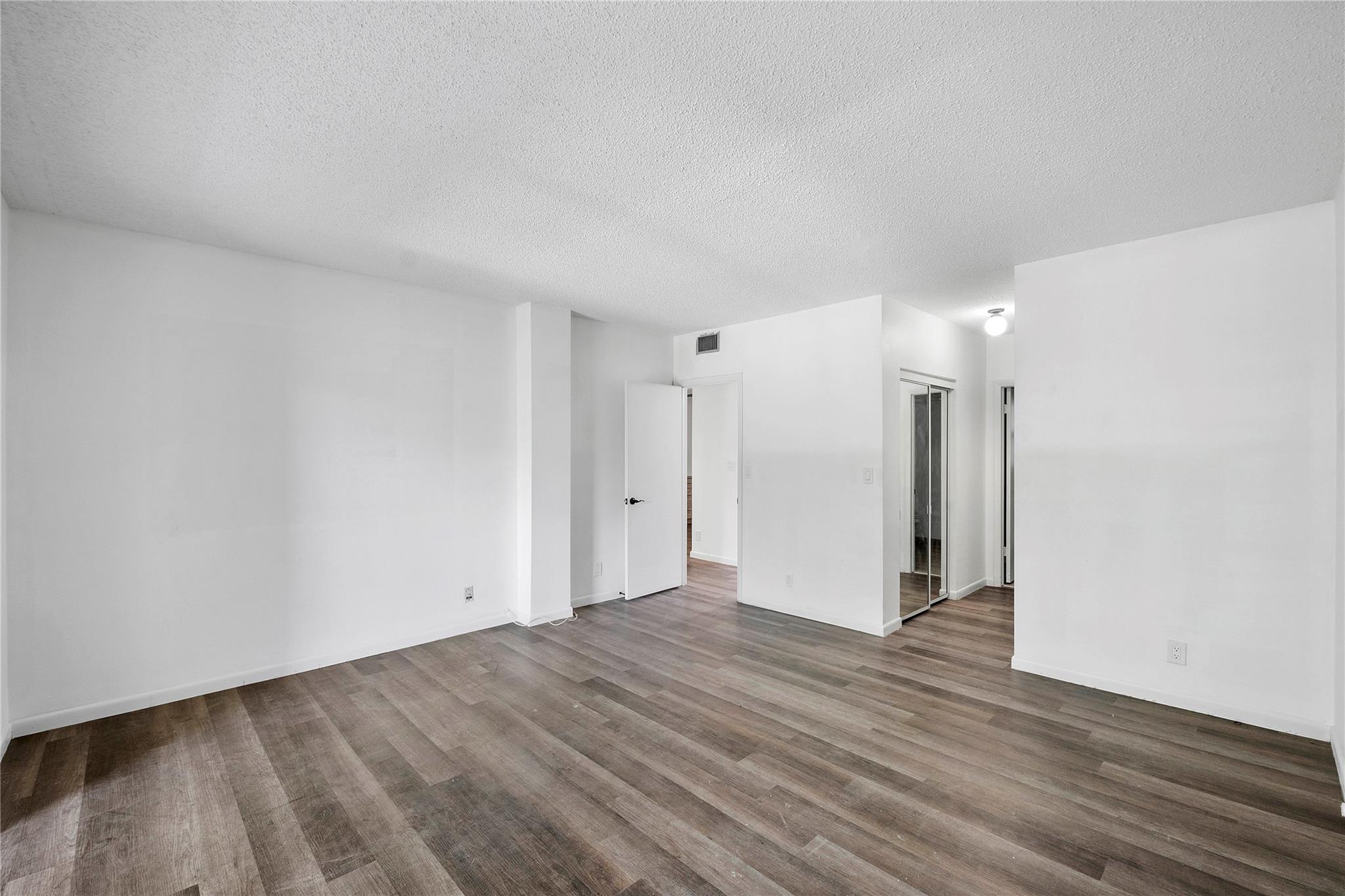 Photo for 6751 Cypress Road, 204, Plantation, FL 33317 - Listing #FX-10520338 6751 Cypress Road, 204, Plantation, FL 33317