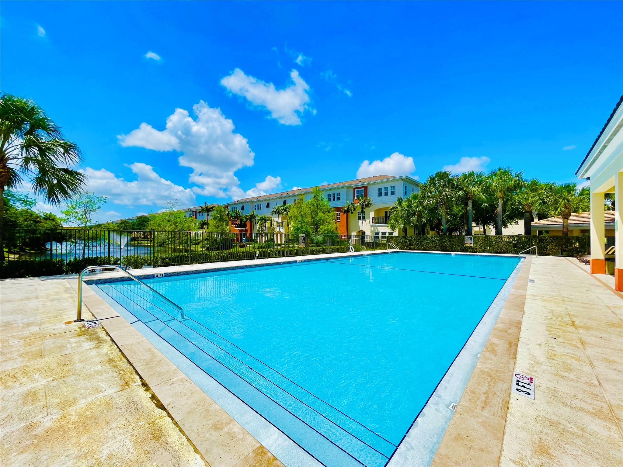 Photo for 621 SW 1st Avenue, 621, Pompano Beach, FL 33060 - Listing #FX-10514485 621 SW 1st Avenue, 621, Pompano Beach, FL 33060