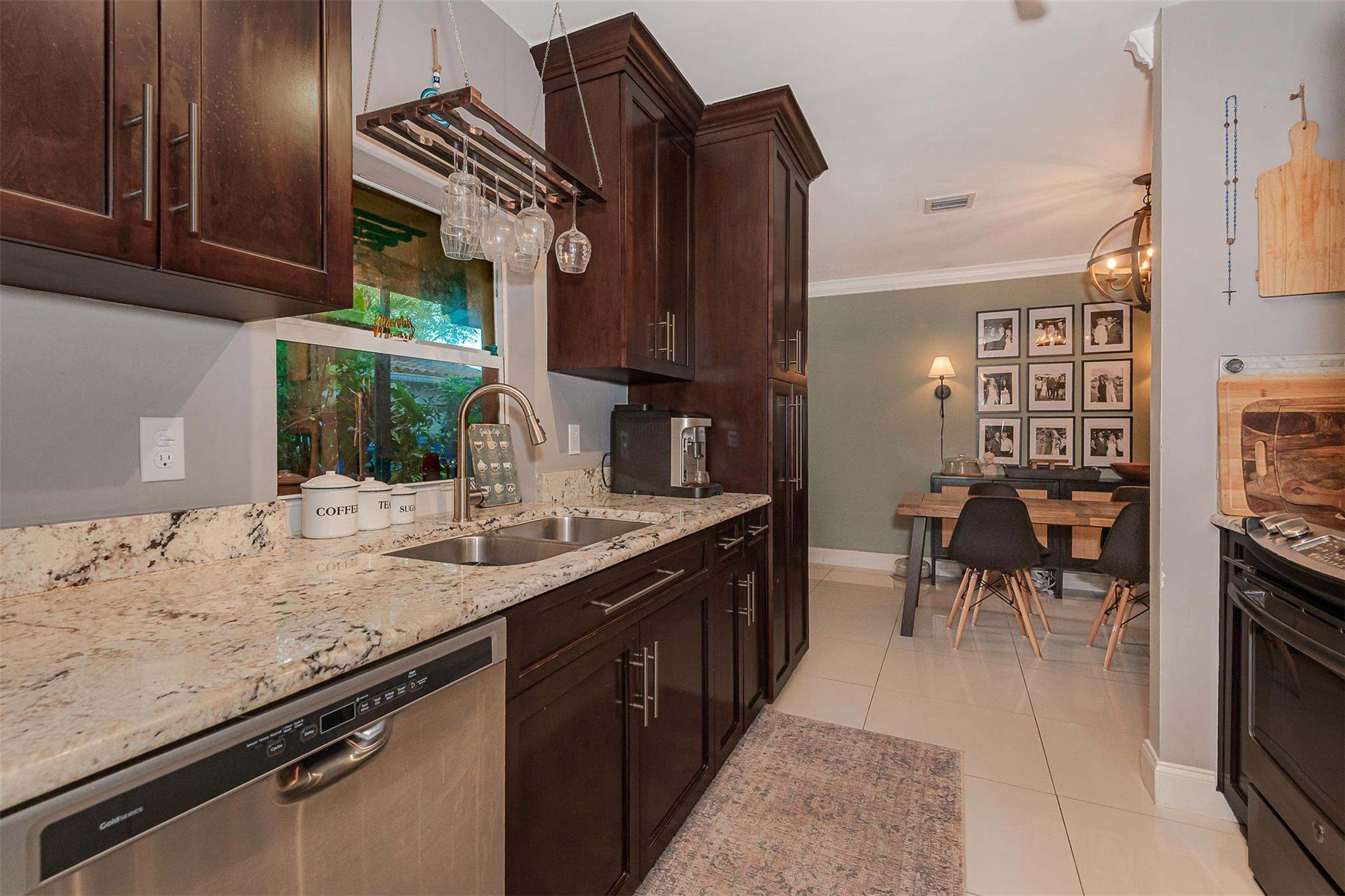 7509 NW 40th Place, Coral Springs, FL 33065