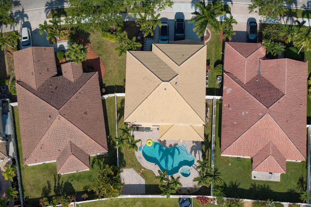 Photo for 1104 Hidden Valley Way, Weston, FL 33327 - Listing #FX-10435153 1104 Hidden Valley Way, Weston, FL 33327