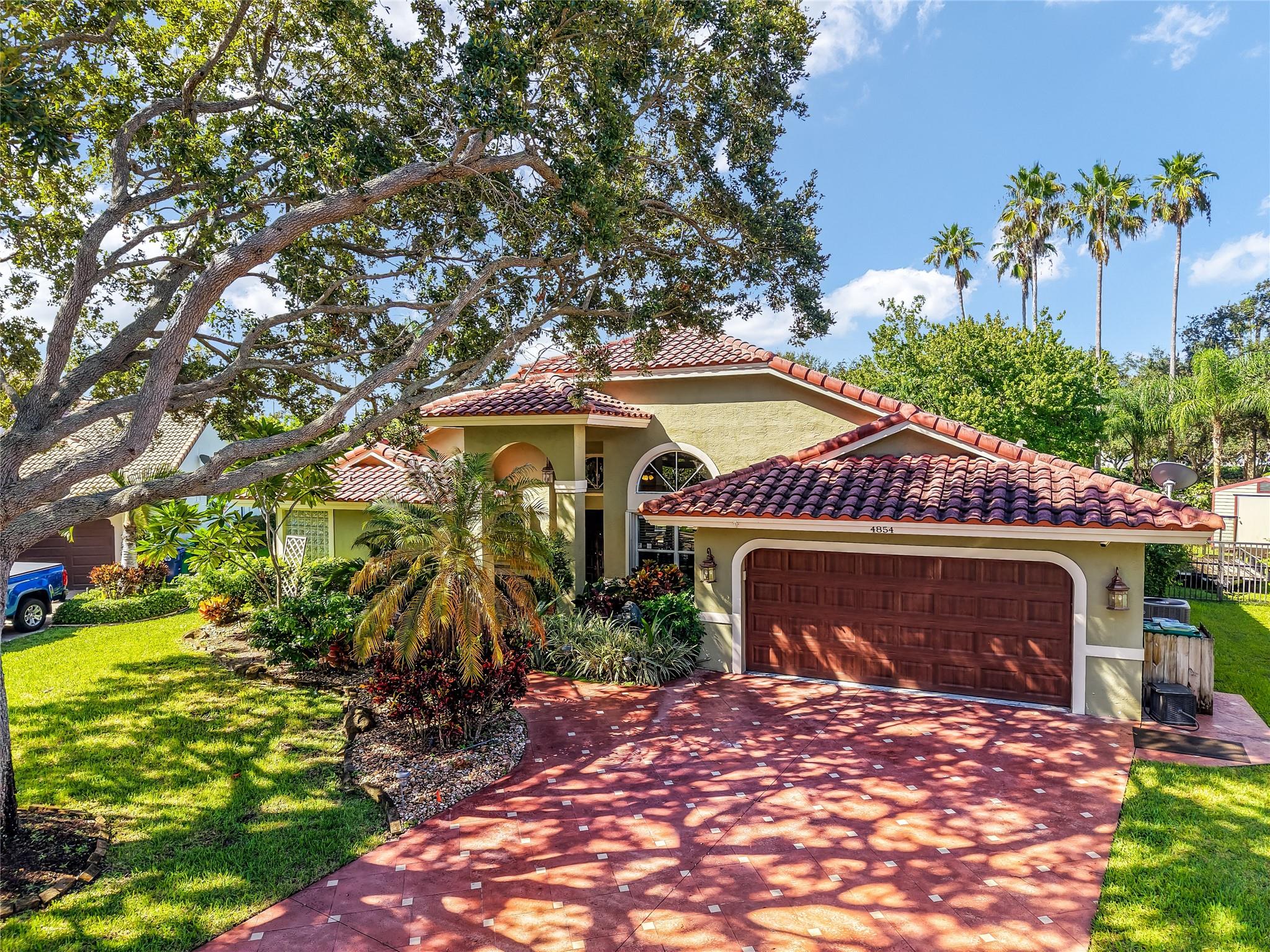Photo for 4854 NW 104th Lane, Coral Springs, FL 33076 - Listing #FX-10521094 4854 NW 104th Lane, Coral Springs, FL 33076