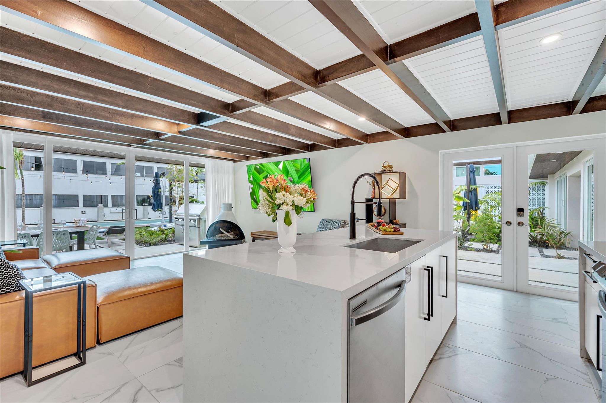 2732 NE 15th Street, Fort Lauderdale, FL 33304