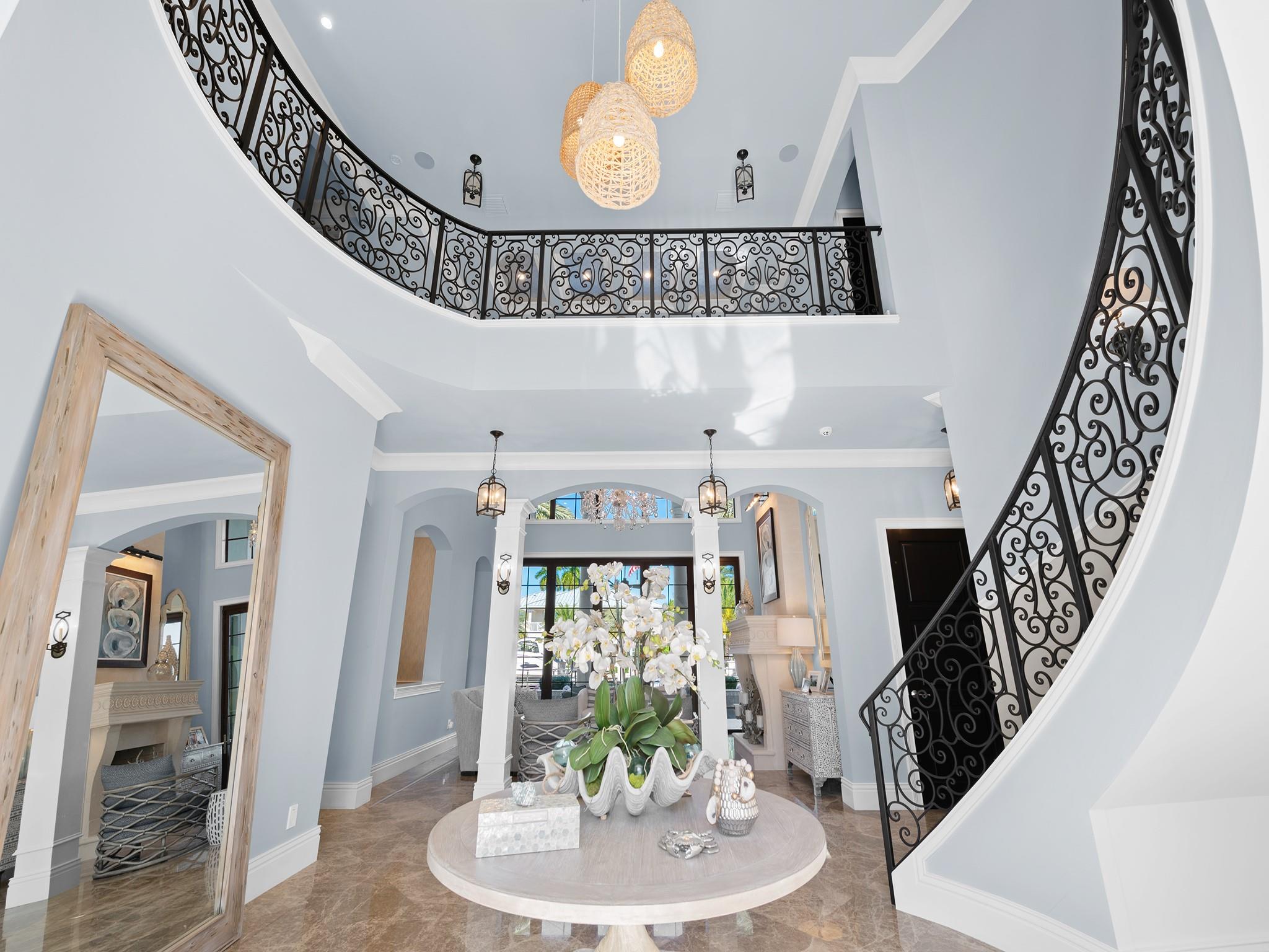 2319 NE 28th Street, Lighthouse Point, FL 33064