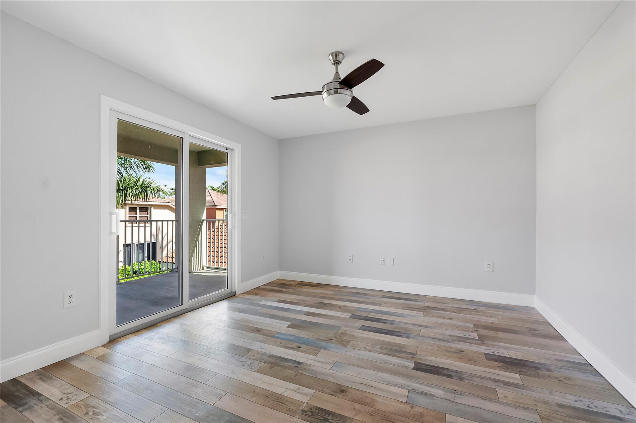 11571 NW 4th Mnr, Coral Springs, FL 33071