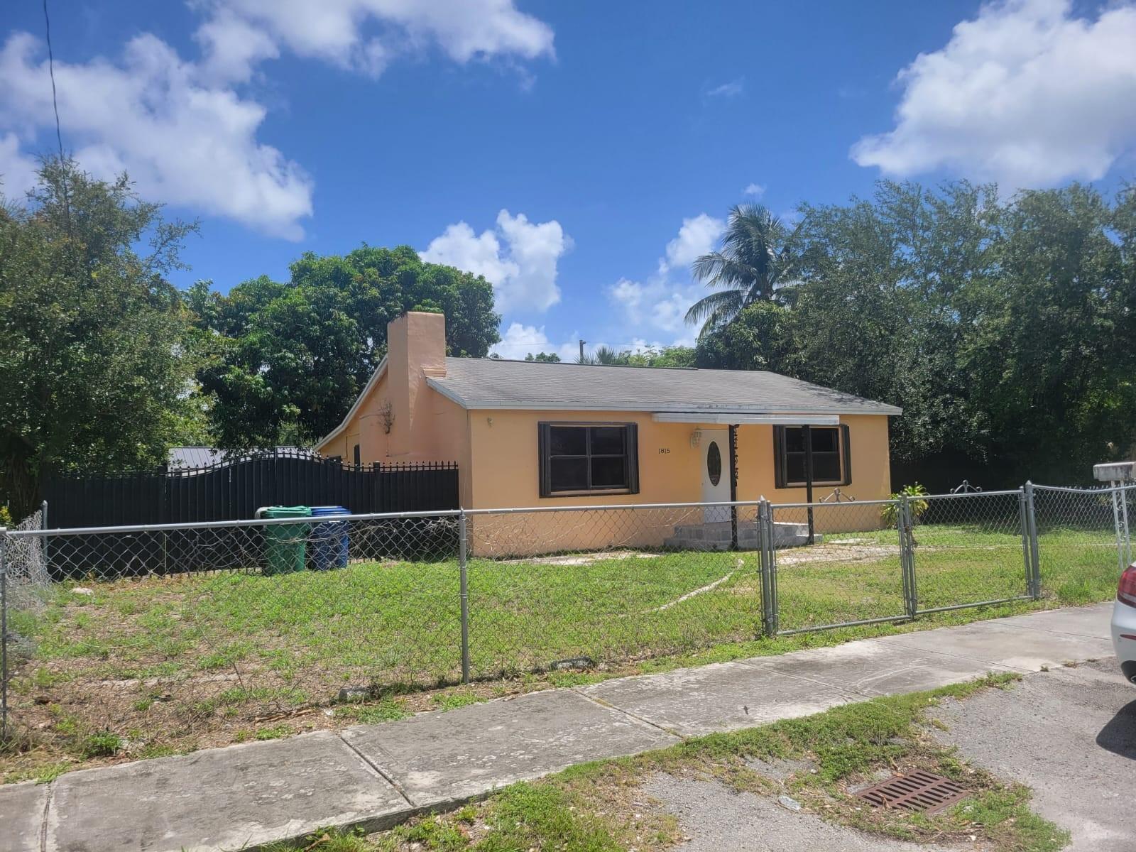 1815 NW 88th Terrace, Miami, FL 33147