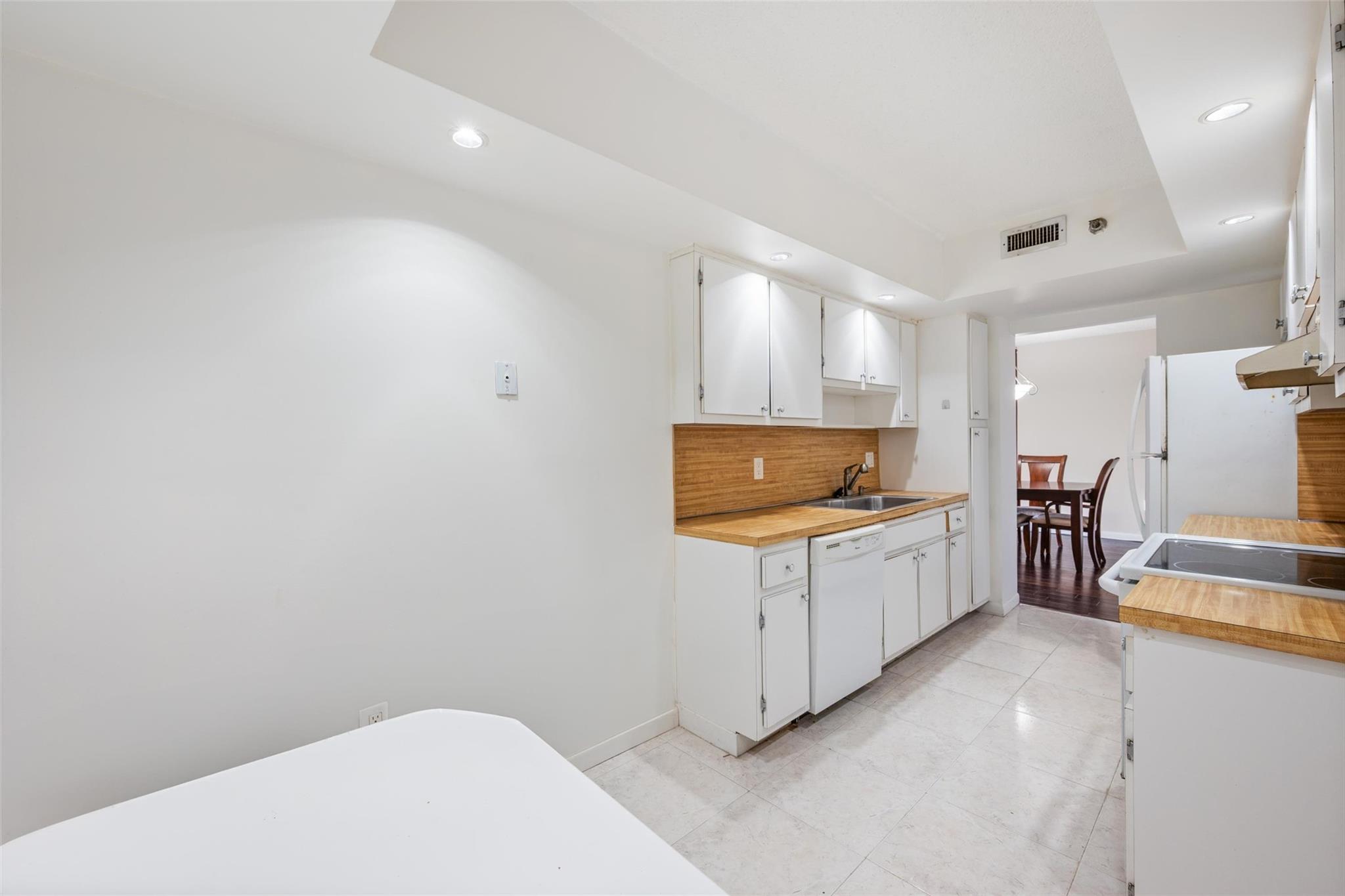 3850 Washington Street 315, Hollywood, FL 33021