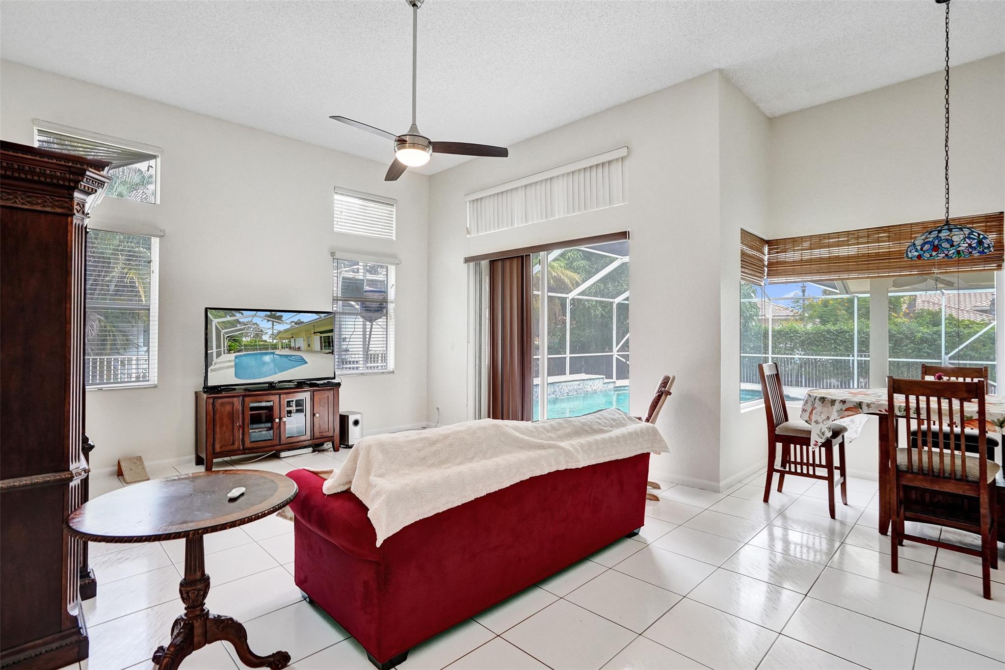 6411 NW 41st Street, Coral Springs, FL 33067